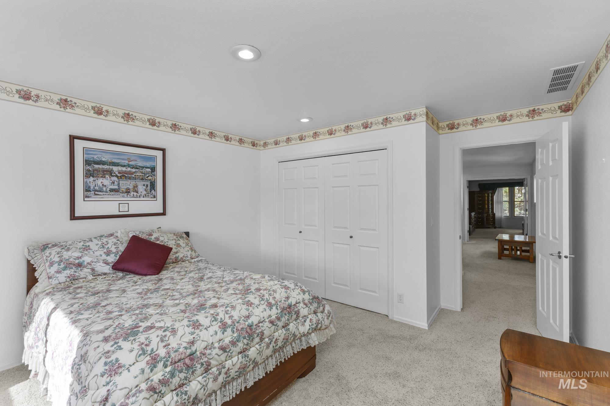 8550 W. Brookview Drive Property Photo 32