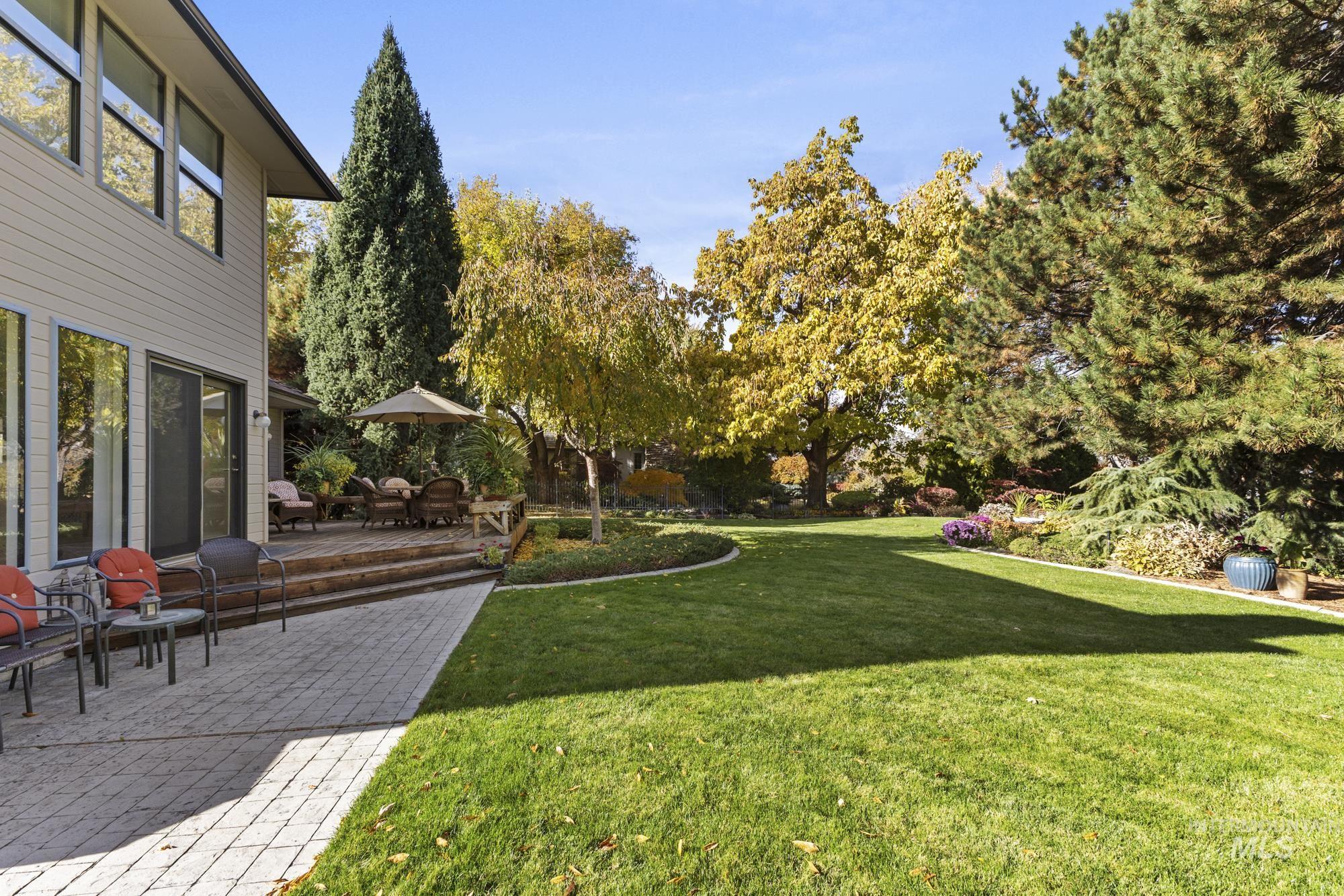 8550 W. Brookview Drive Property Photo 39