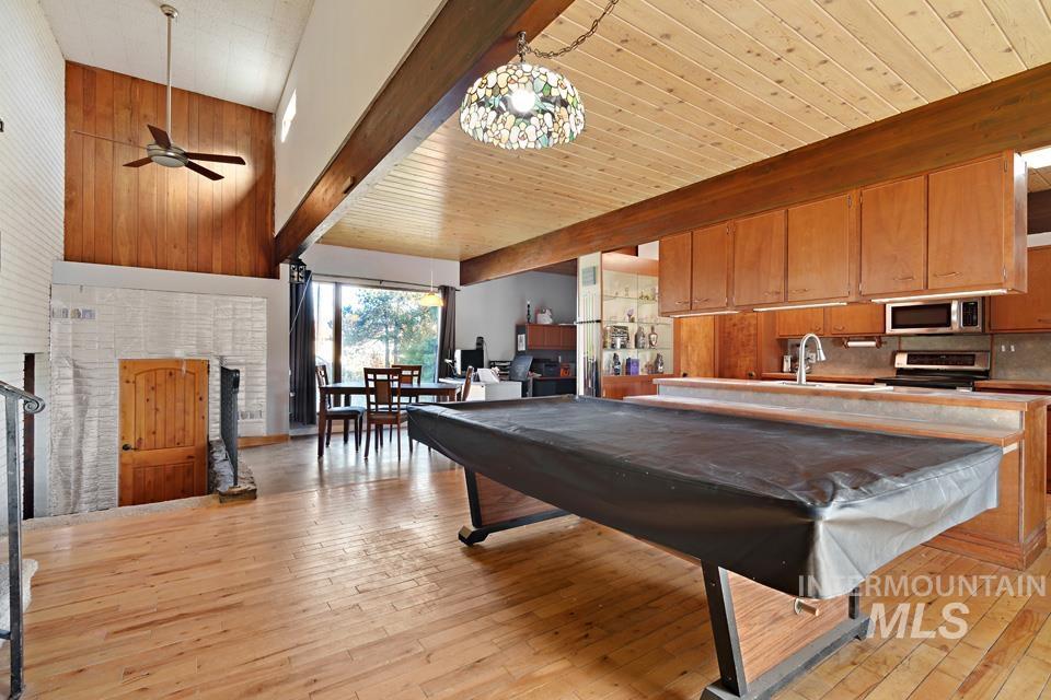 1825 Ne 17th Property Photo 4