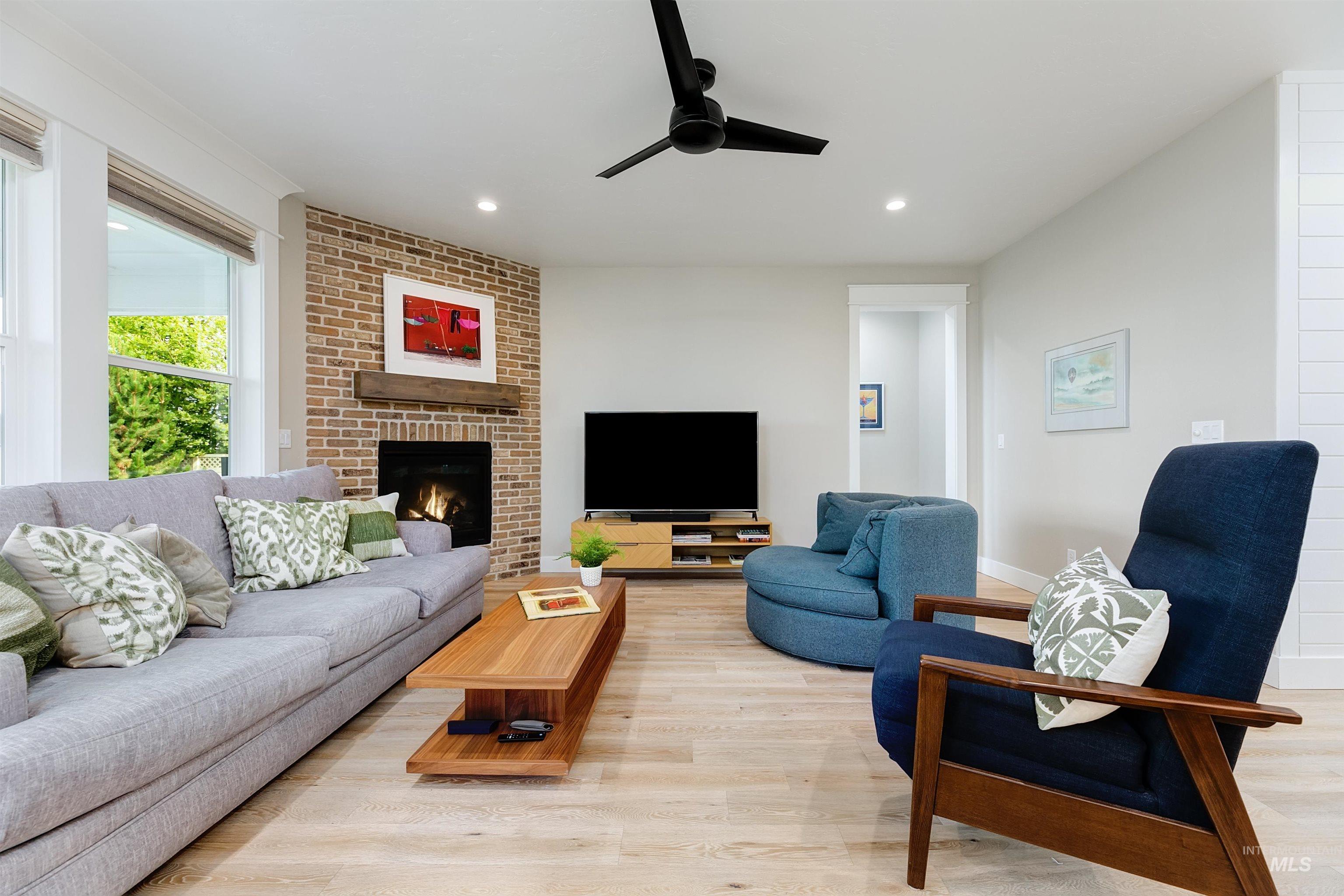 5463 N Exeter Way Property Photo 4