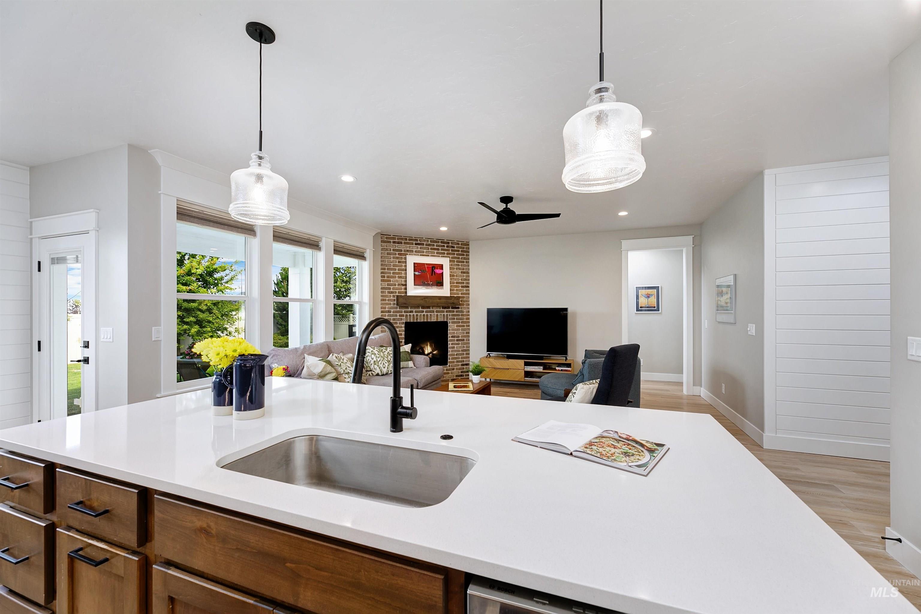 5463 N Exeter Way Property Photo 10