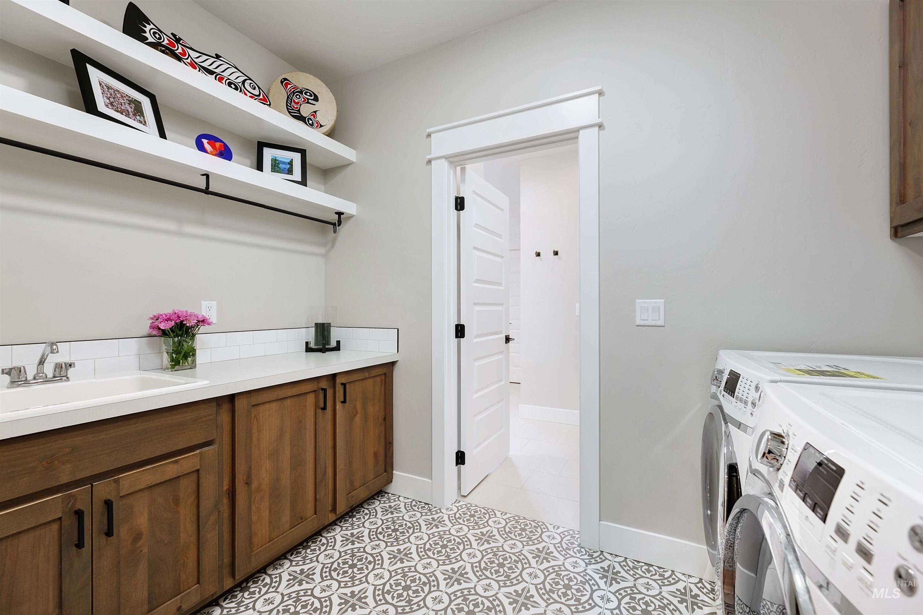 5463 N Exeter Way Property Photo 18