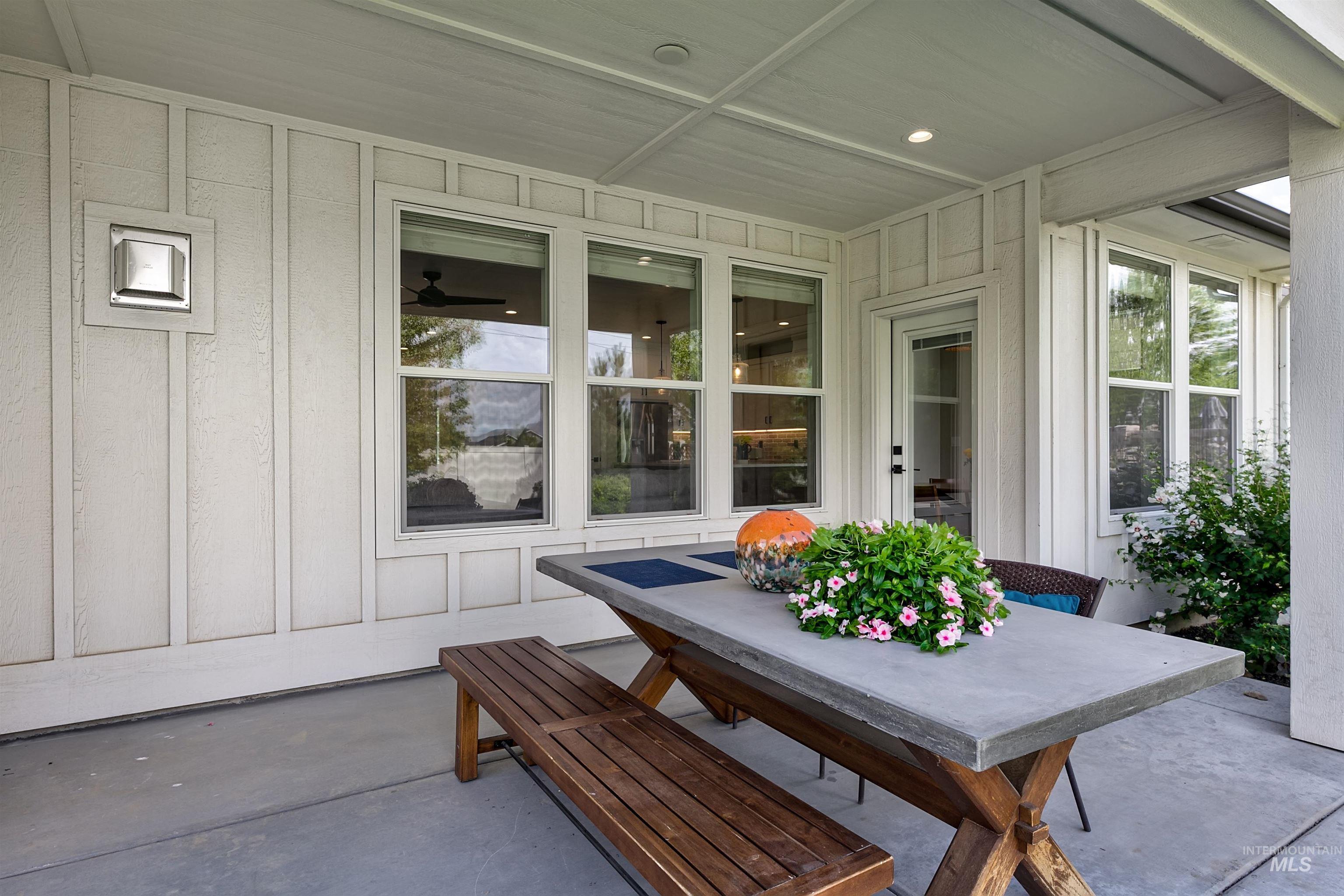 5463 N Exeter Way Property Photo 28