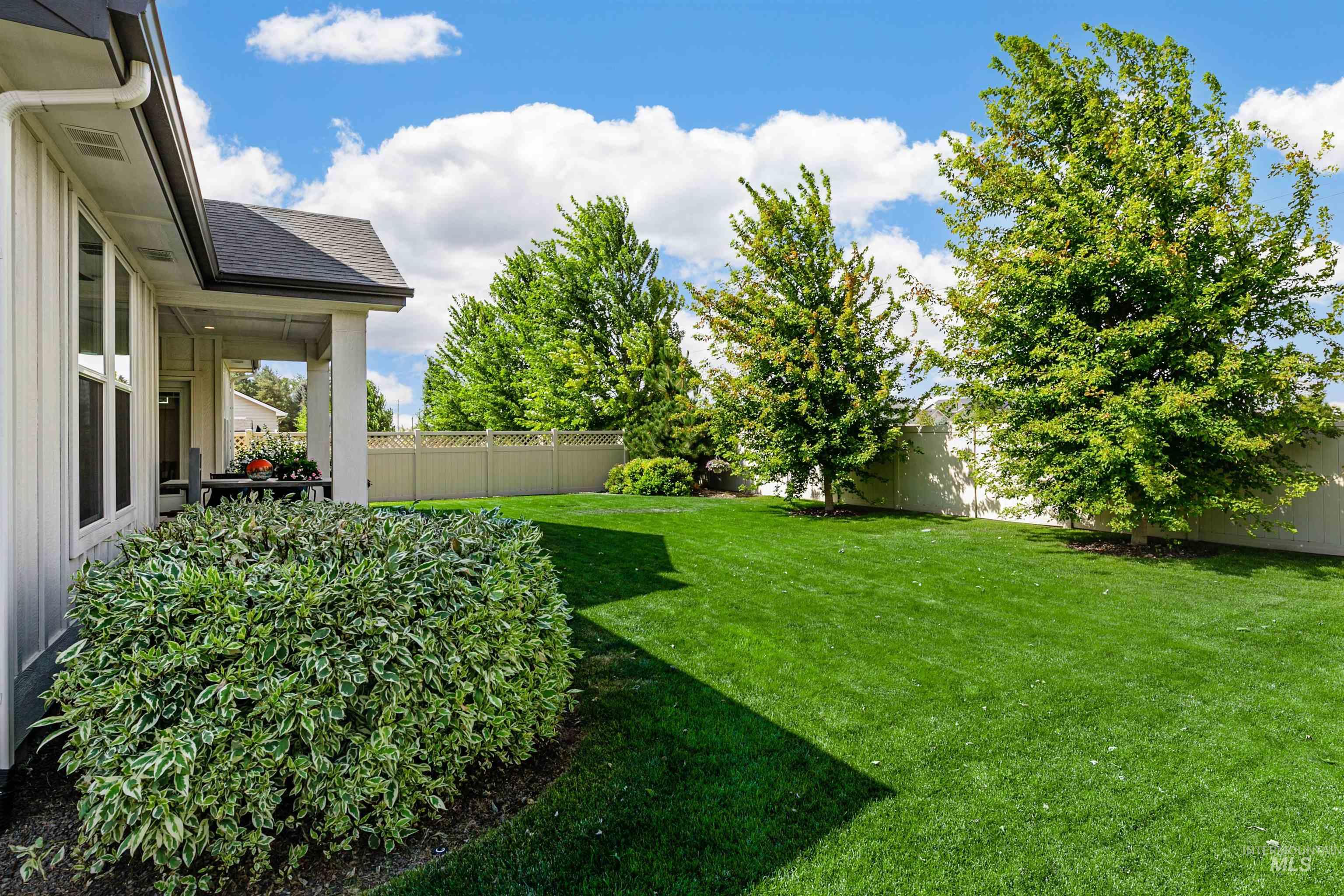 5463 N Exeter Way Property Photo 33