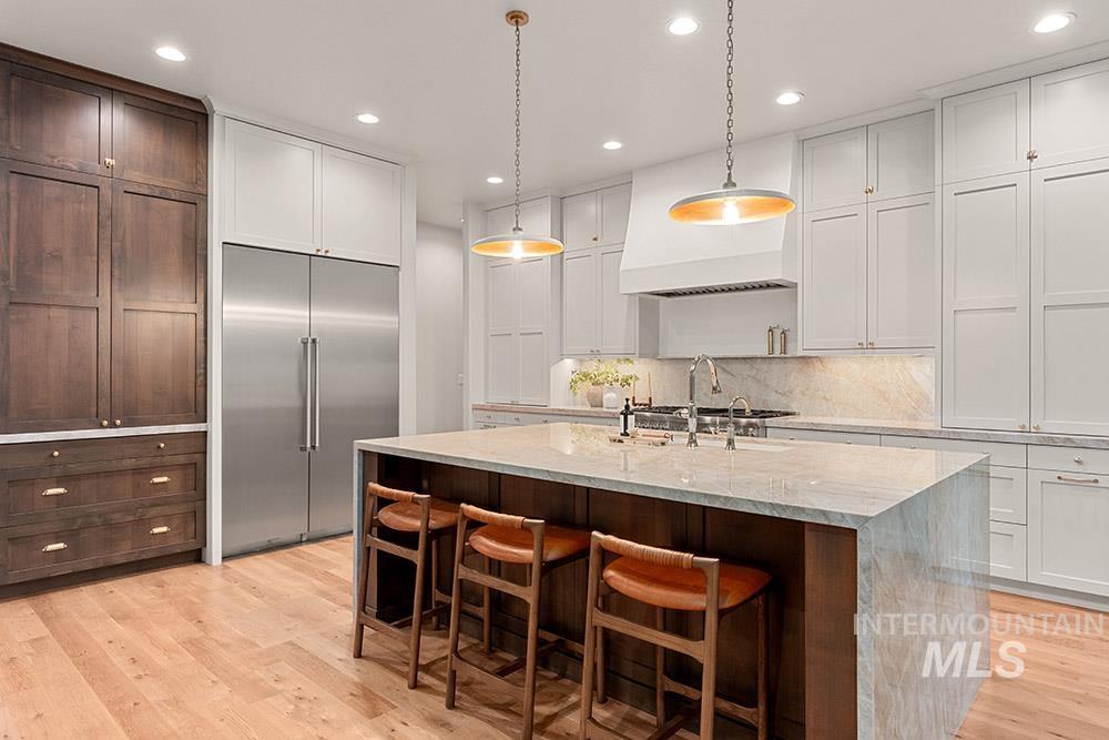 7207 N Pinseeker Pl Property Photo 8