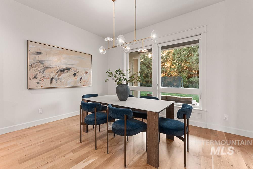 7207 N Pinseeker Pl Property Photo 10