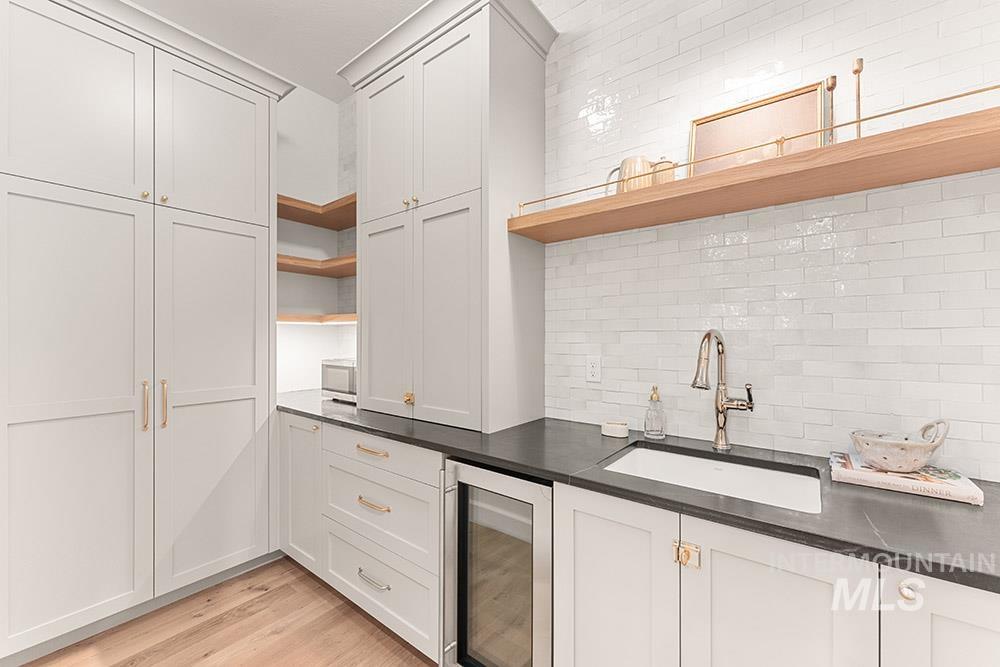 7207 N Pinseeker Pl Property Photo 12