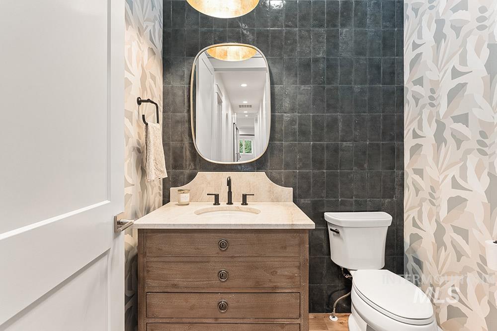 7207 N Pinseeker Pl Property Photo 30