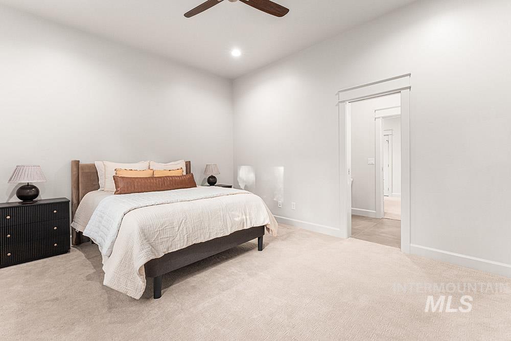 7207 N Pinseeker Pl Property Photo 35