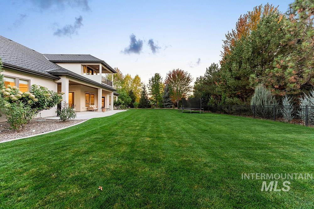 7207 N Pinseeker Pl Property Photo 40