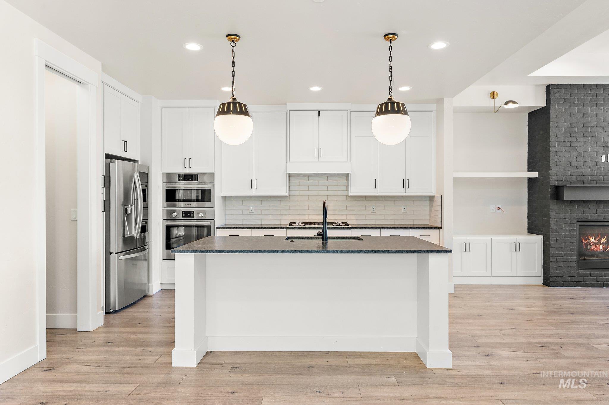 3421 W Hidden Springs Dr Property Photo 6