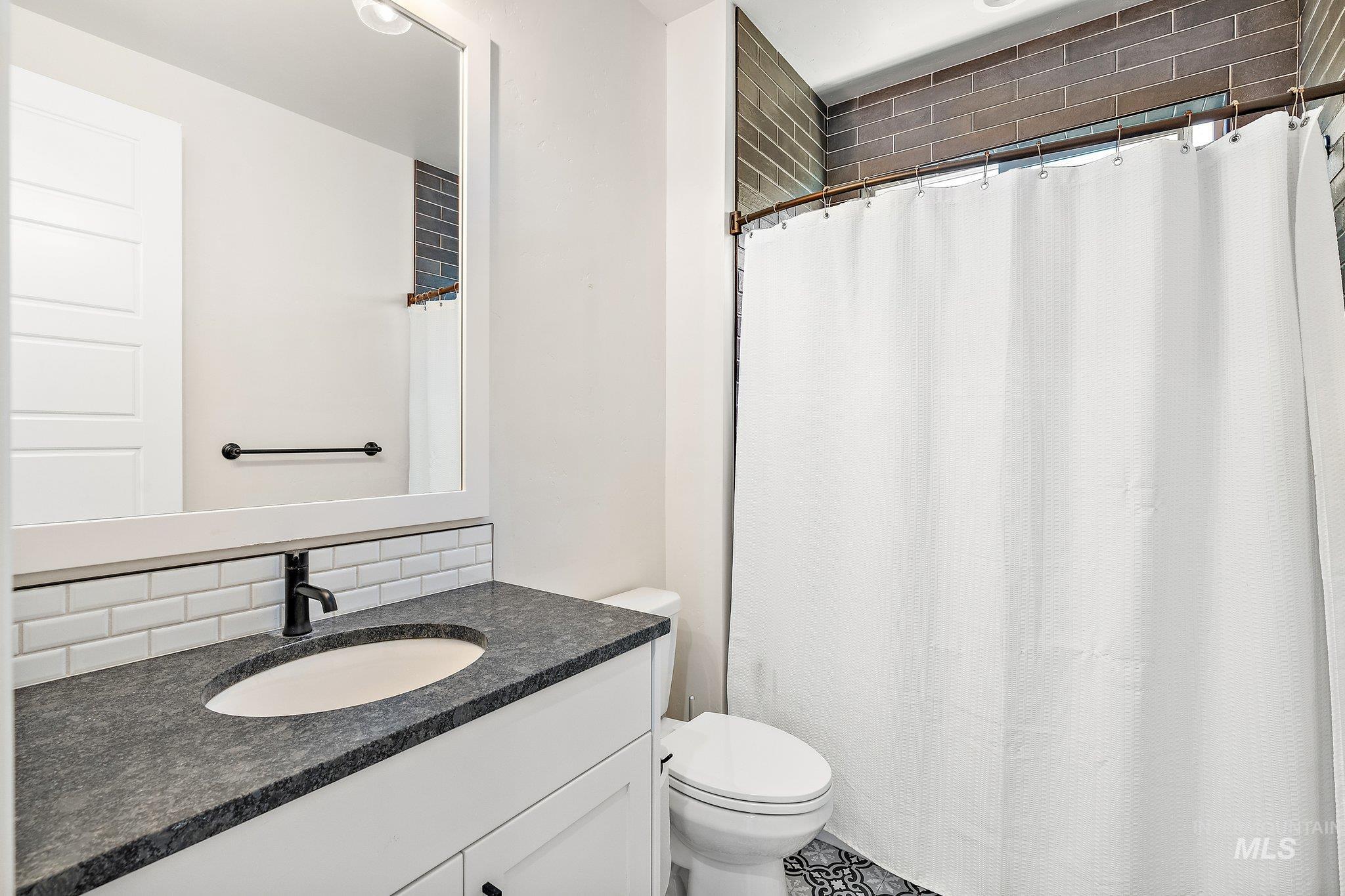 3421 W Hidden Springs Dr Property Photo 27