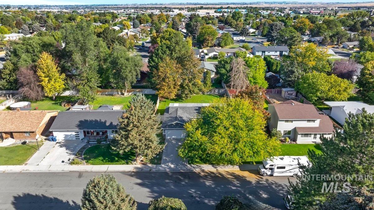 350 Crestview Dr Property Photo 34