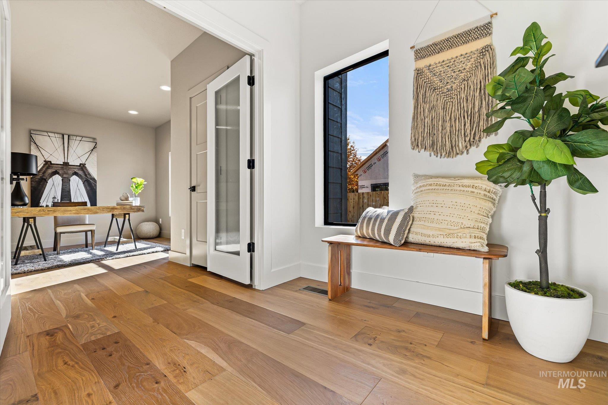 916 S Roosevelt St Property Photo 6