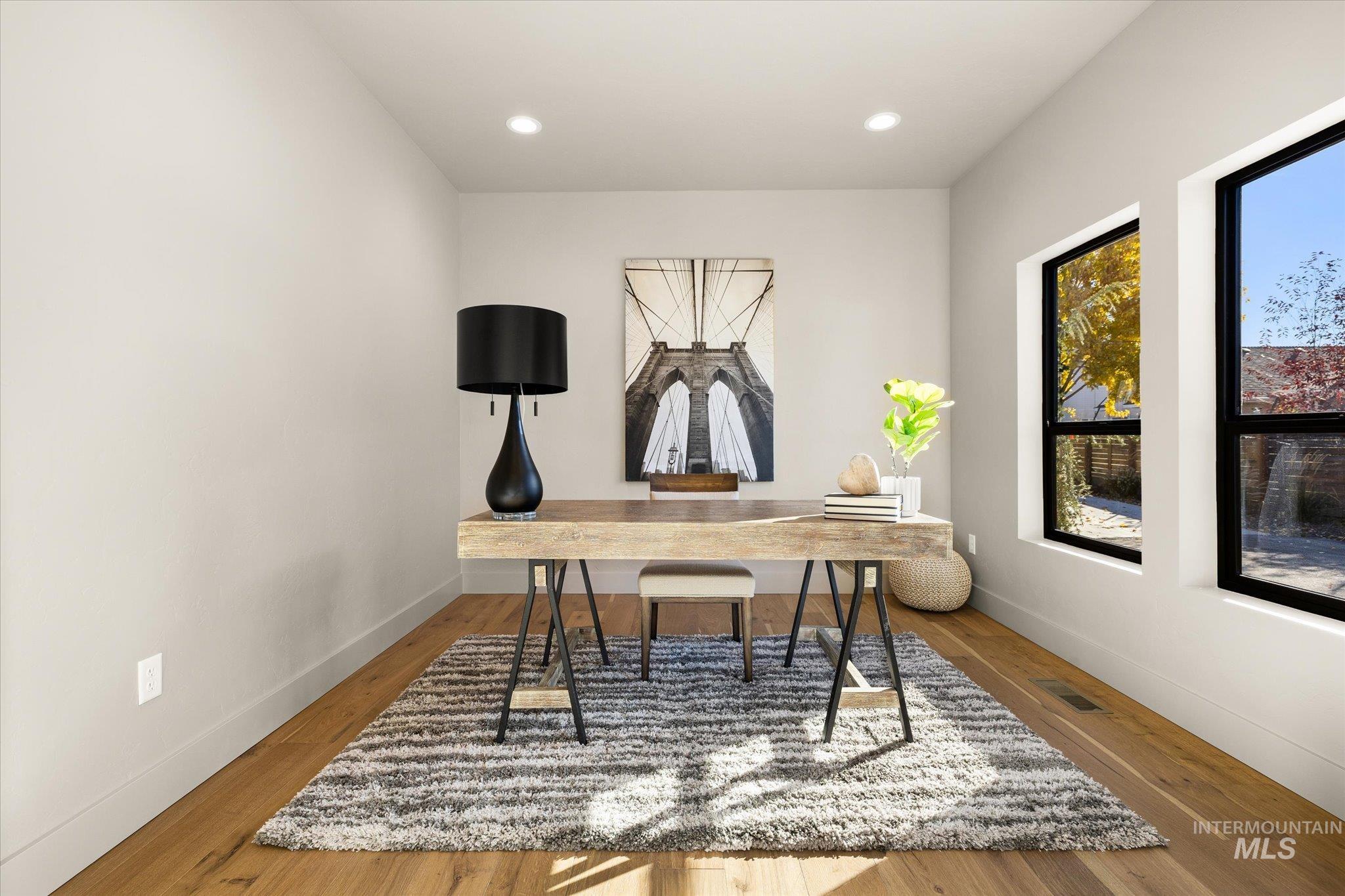 916 S Roosevelt St Property Photo 7