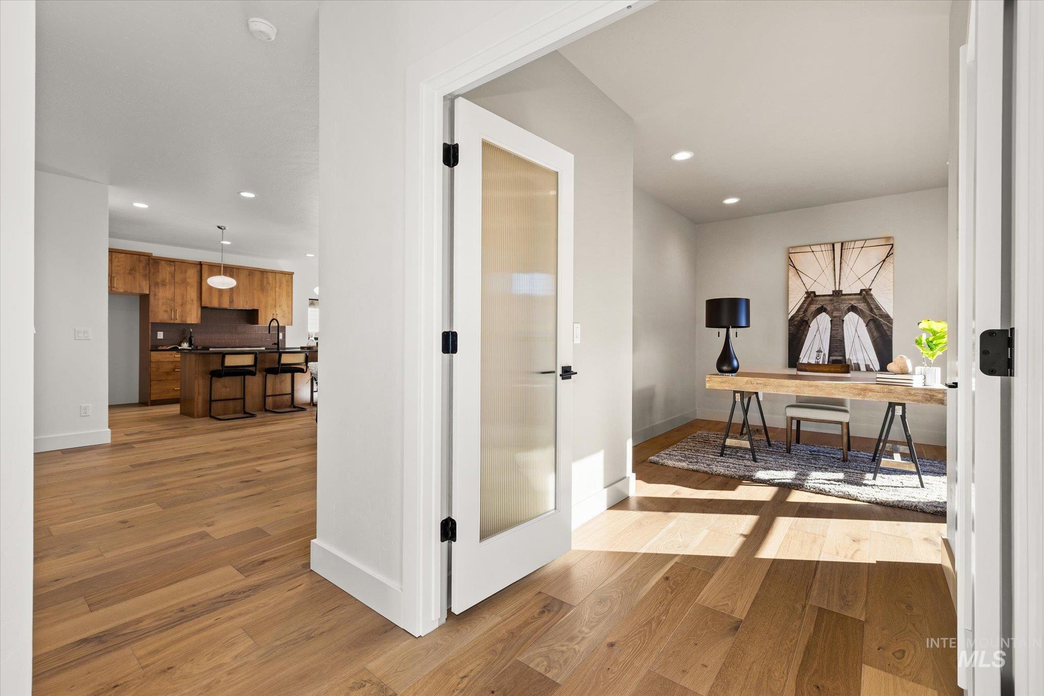 916 S Roosevelt St Property Photo 8