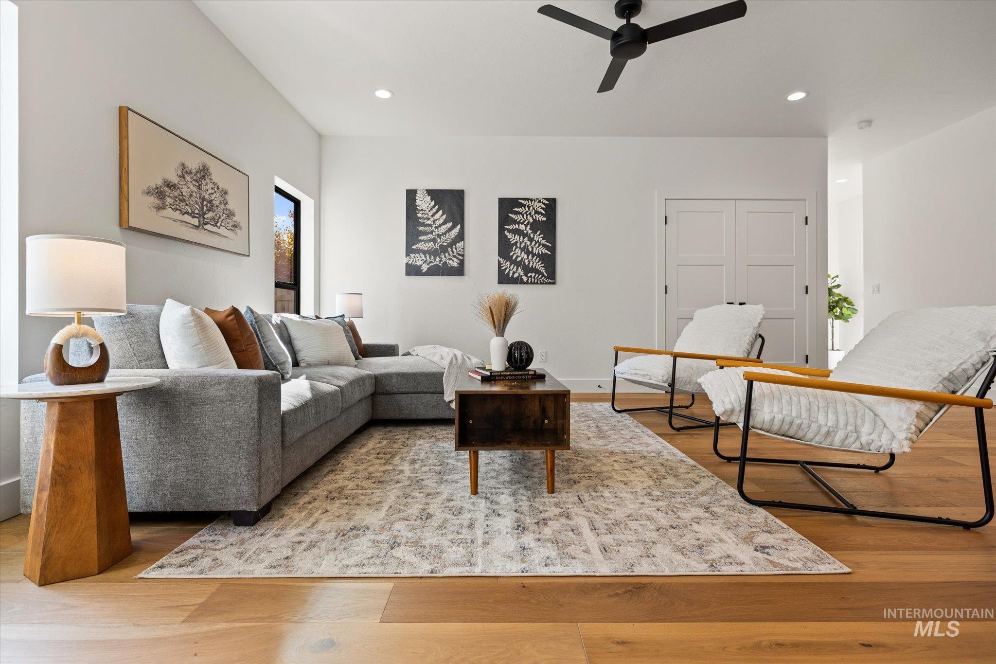 916 S Roosevelt St Property Photo 10