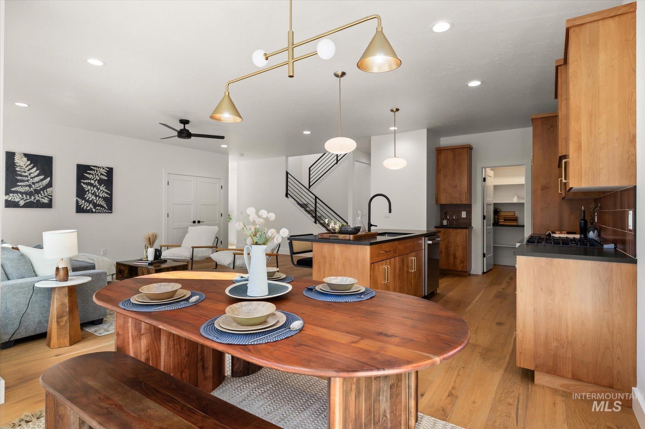 916 S Roosevelt St Property Photo 24