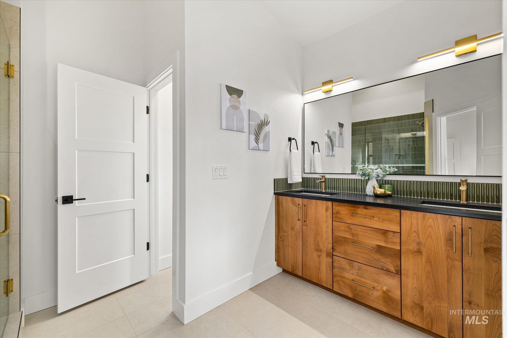 916 S Roosevelt St Property Photo 32