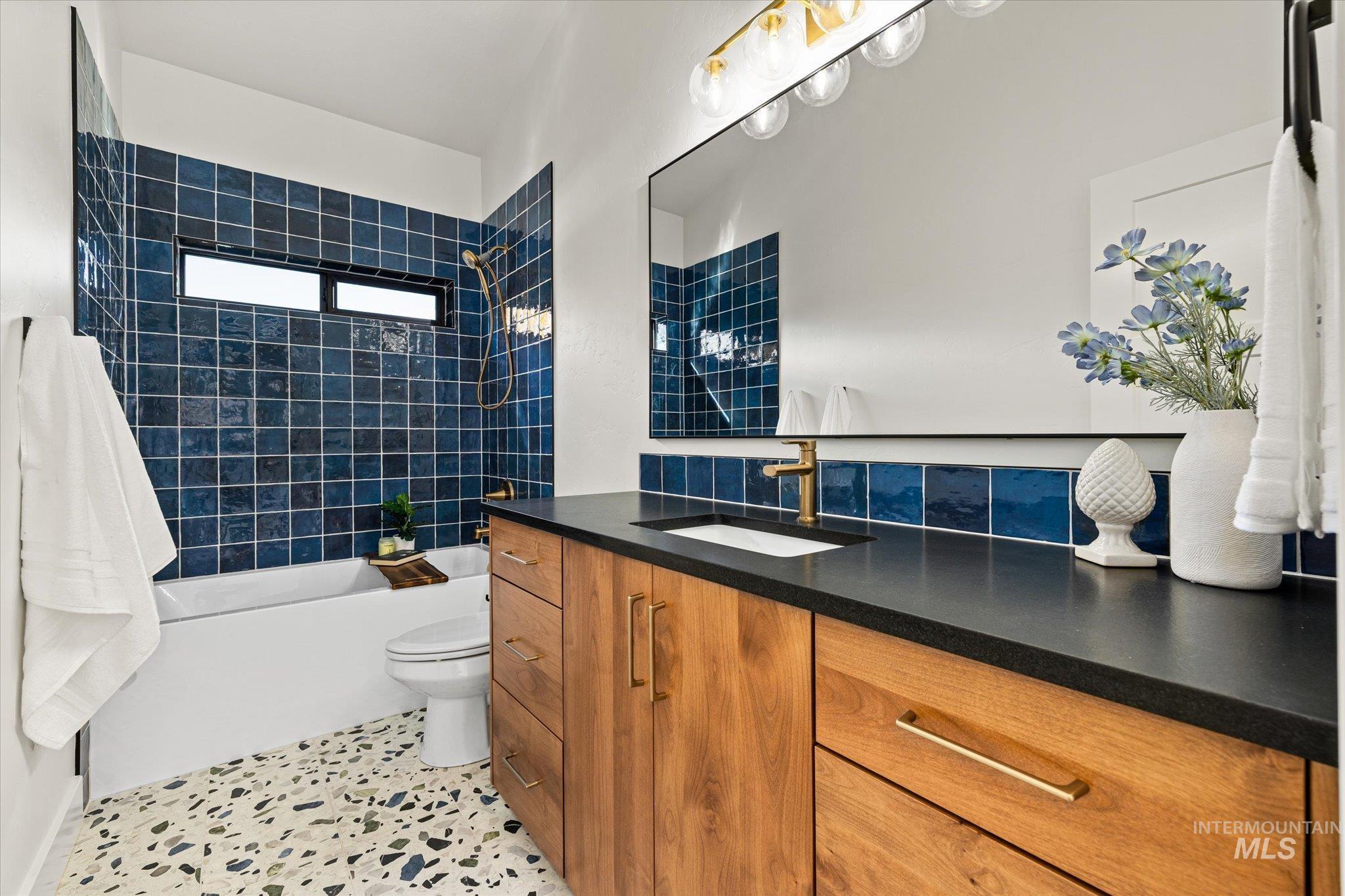 916 S Roosevelt St Property Photo 39