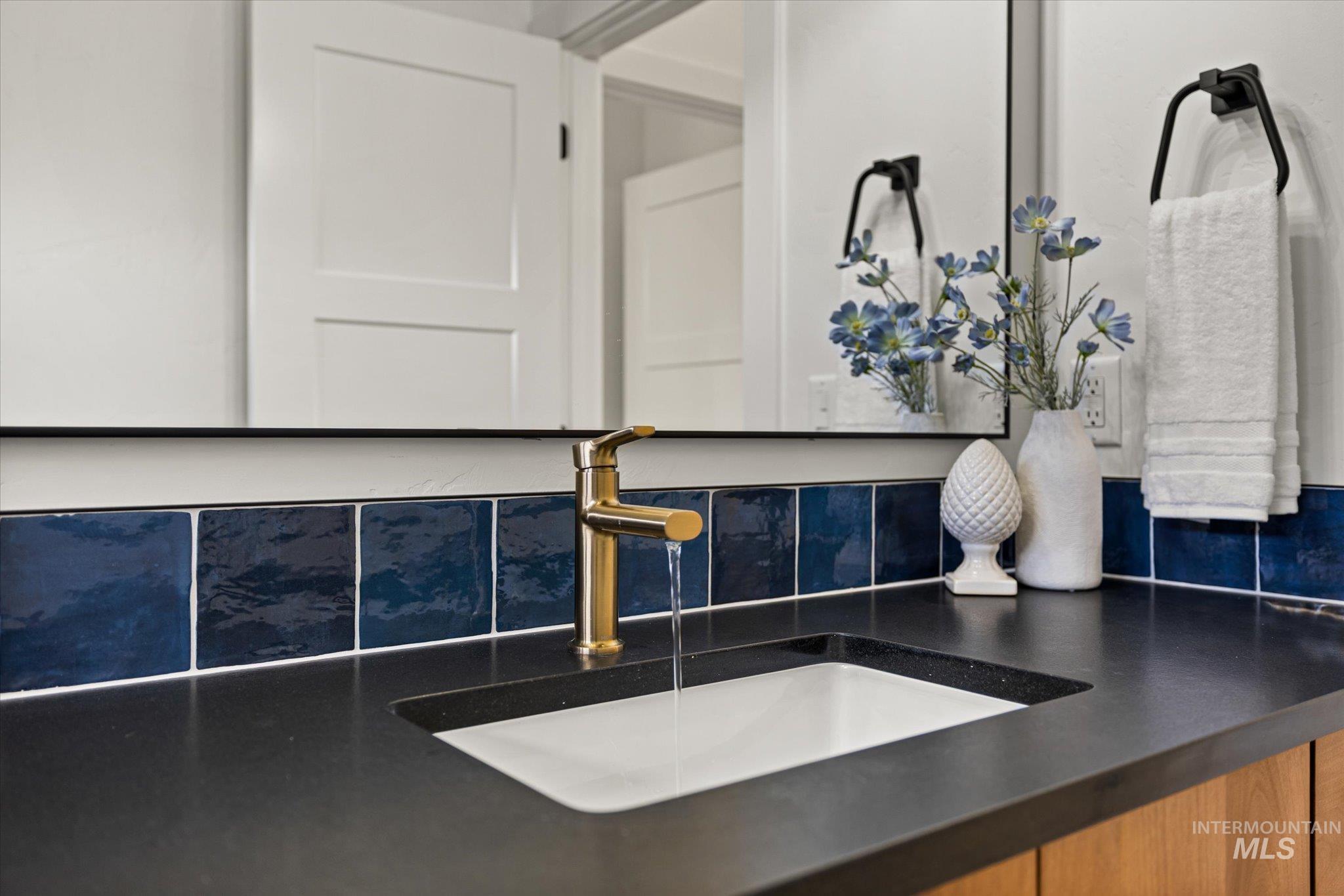 916 S Roosevelt St Property Photo 40