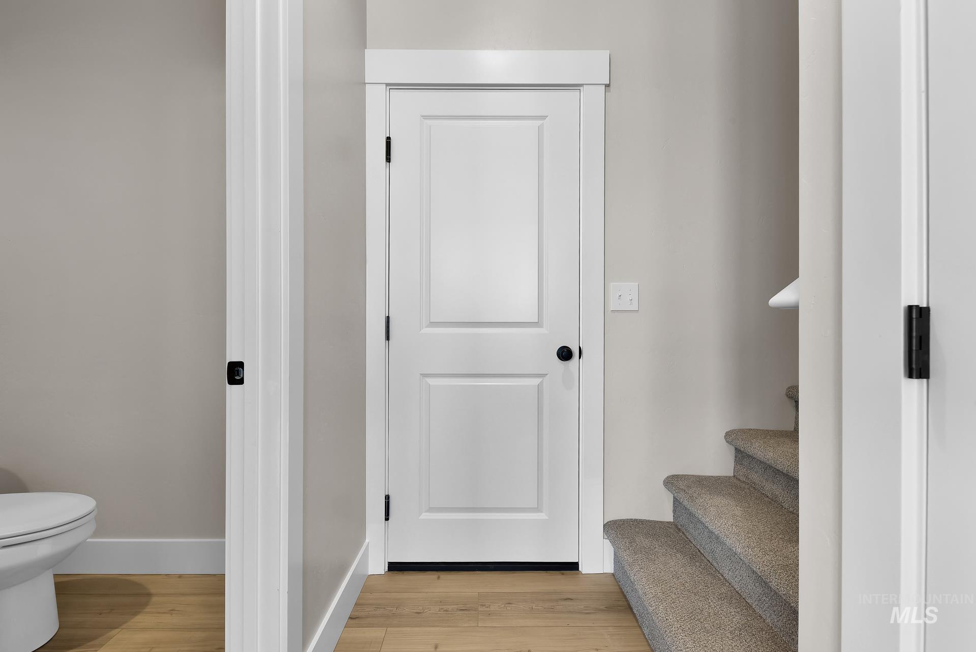 2909 Nieve Ln Property Photo 4