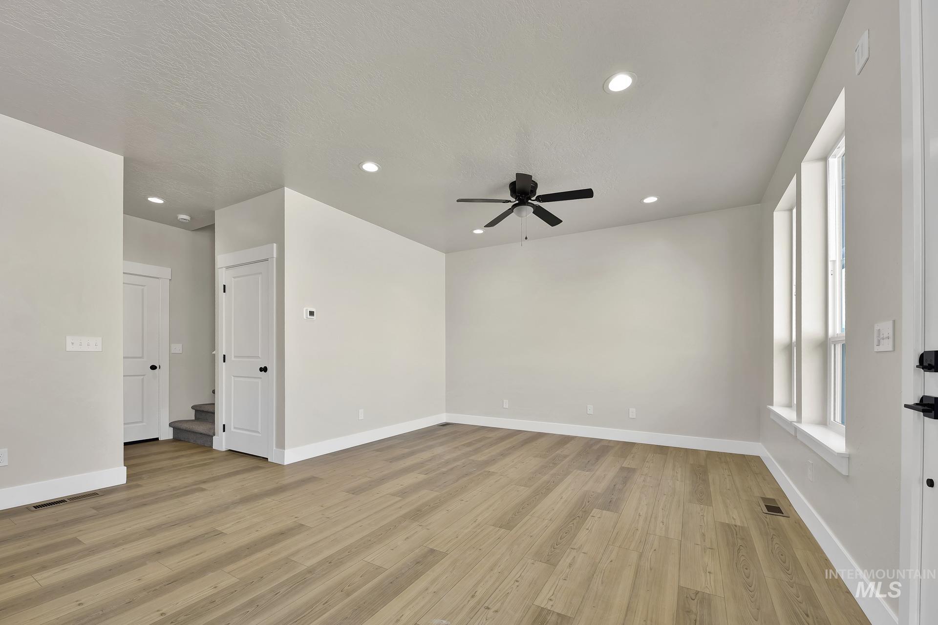 2909 Nieve Ln Property Photo 10