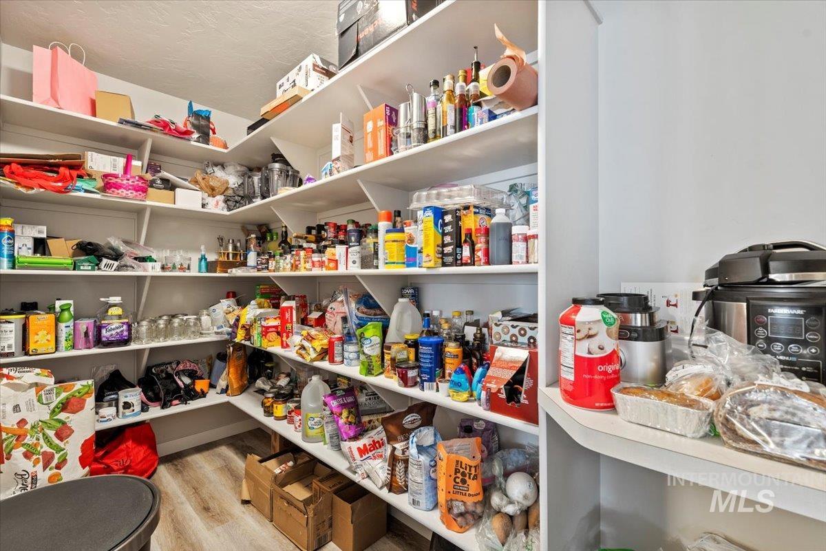 1211 Mahogany St Property Photo 12