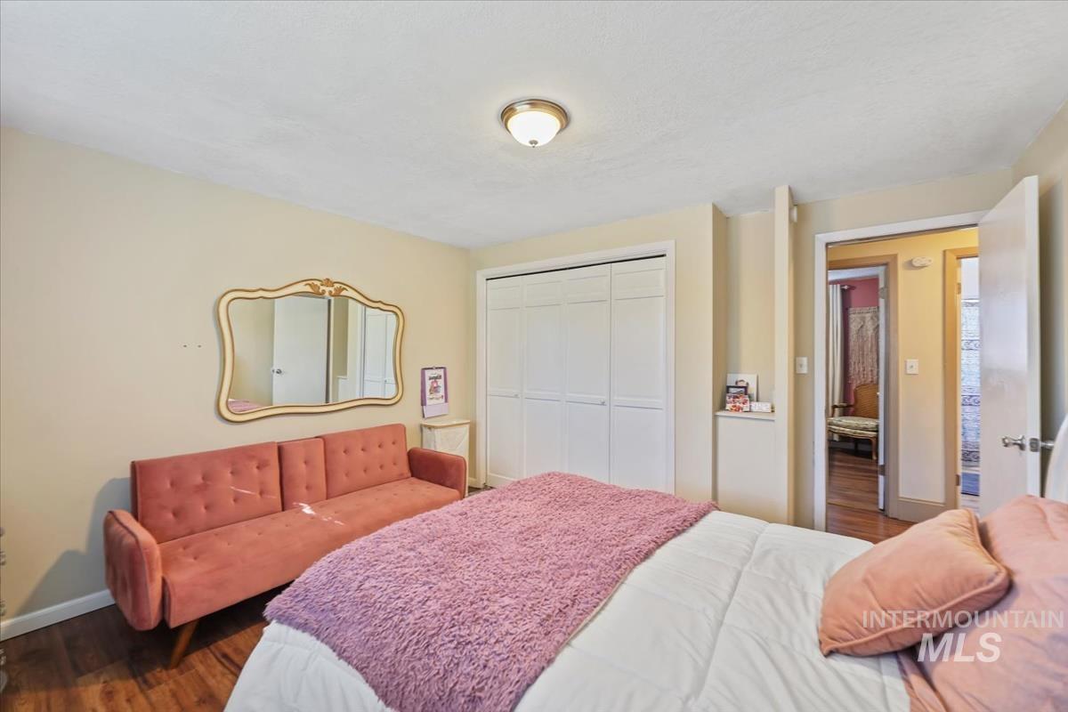 1424 W Kingswood Ave Property Photo 19