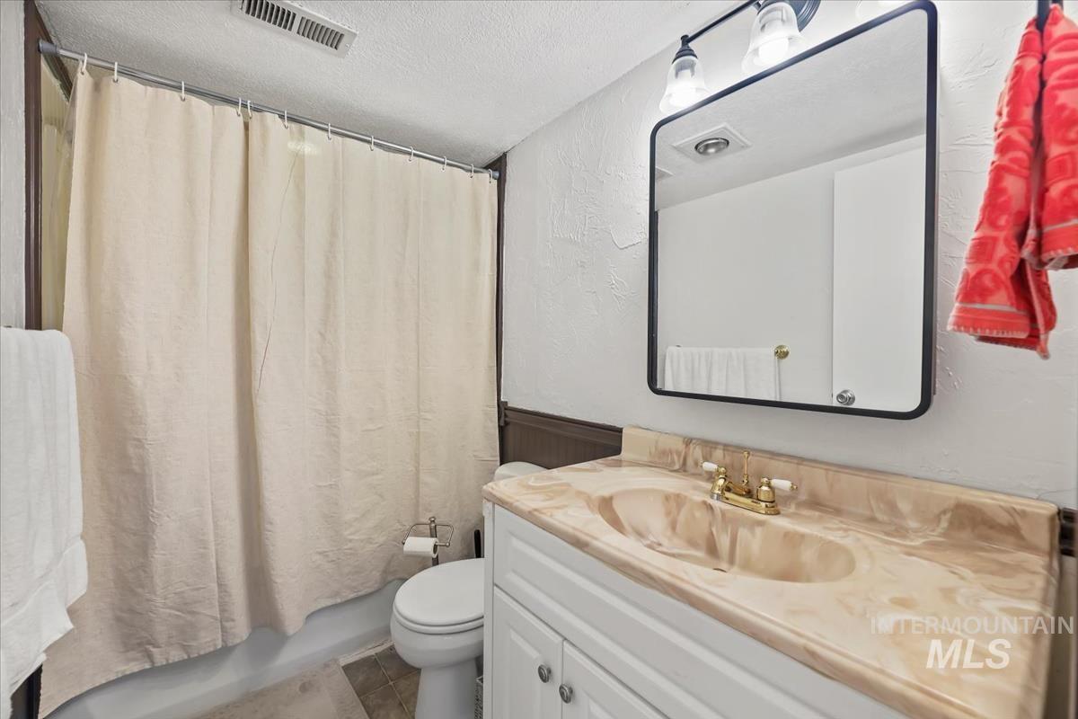 1424 W Kingswood Ave Property Photo 21