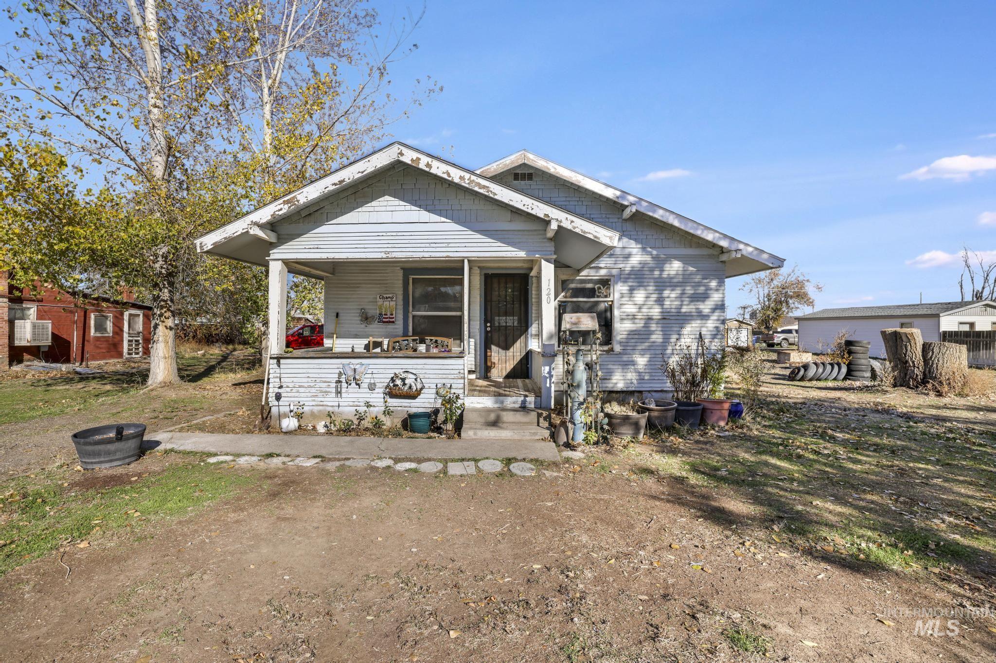 120 5th Street Property Photo 1