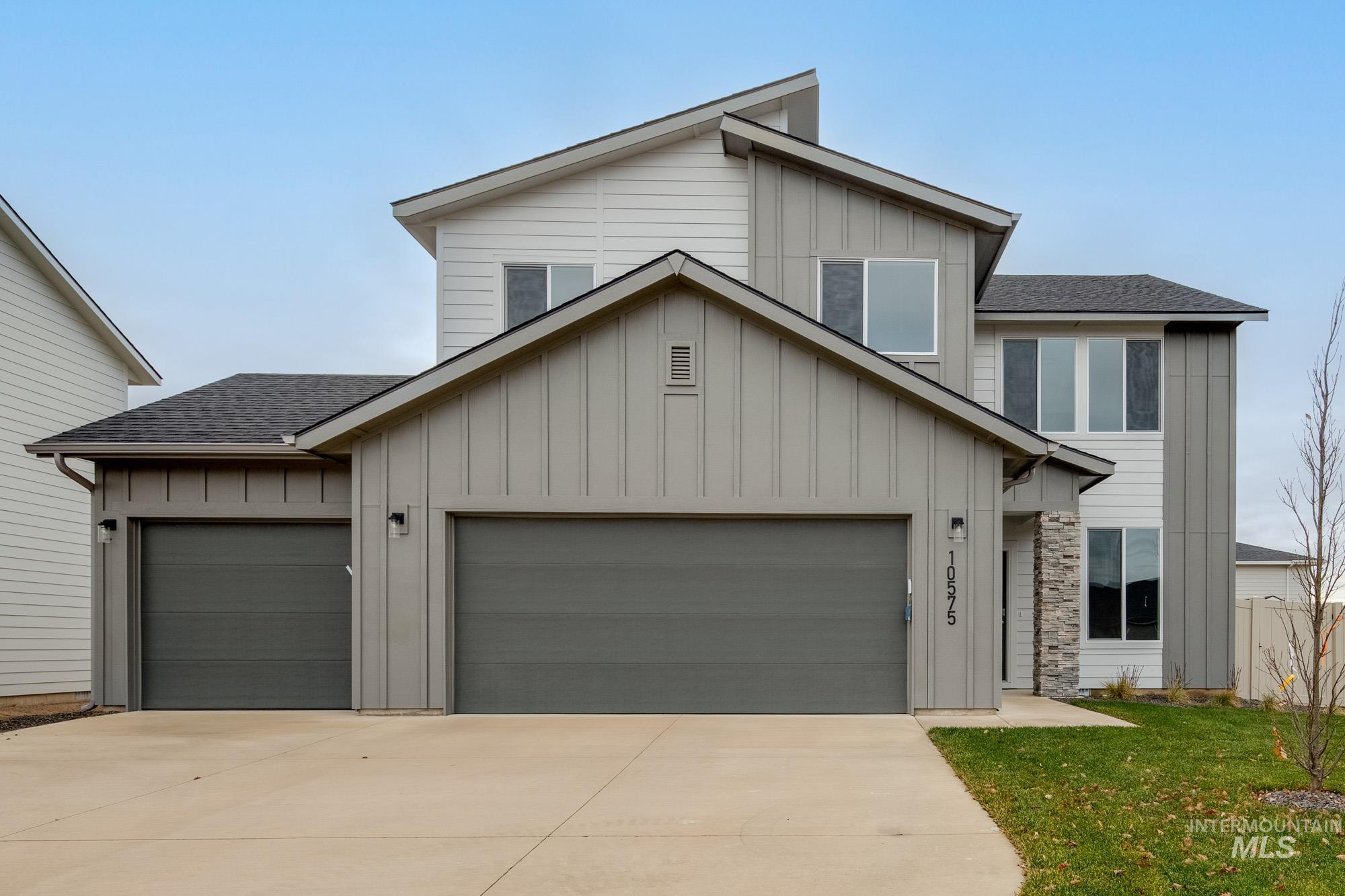 10575 W Teratai St Property Photo 1