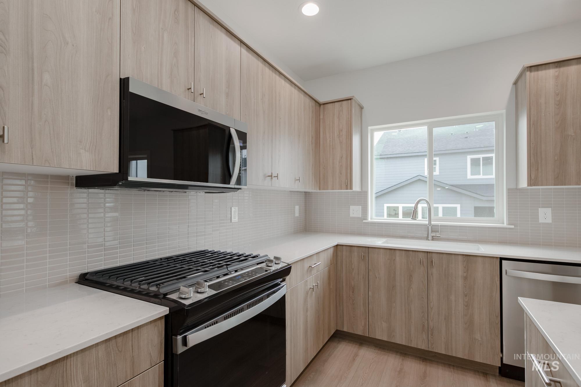 10575 W Teratai St Property Photo 7