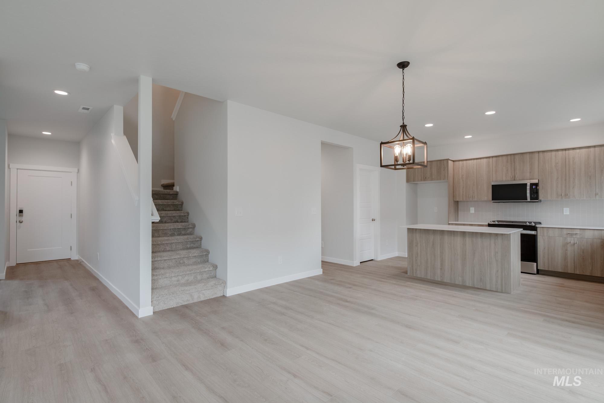 10575 W Teratai St Property Photo 10