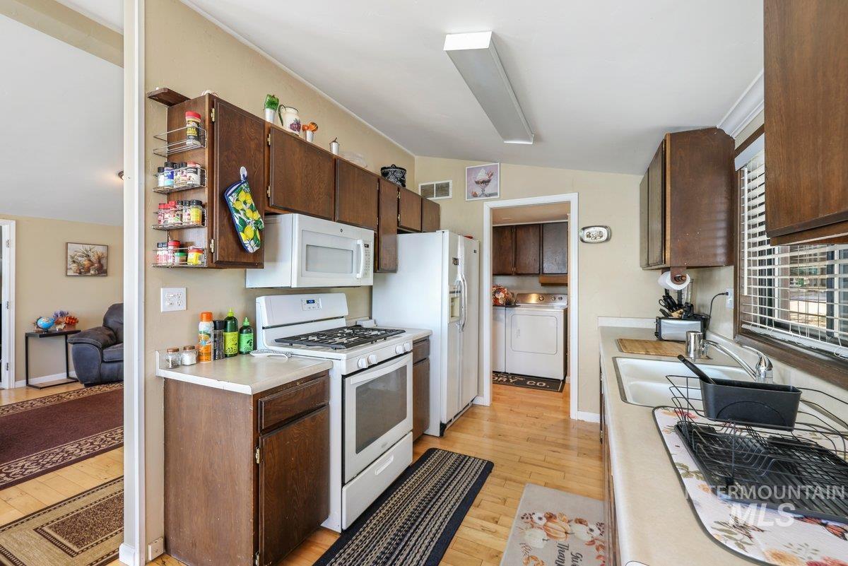1801 Y Street Property Photo 20