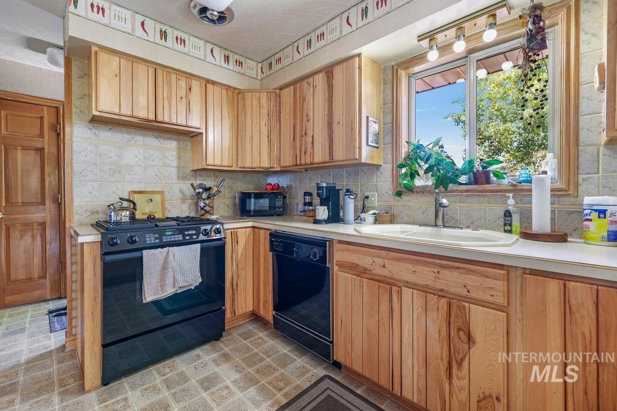 1801 Y Street Property Photo 38