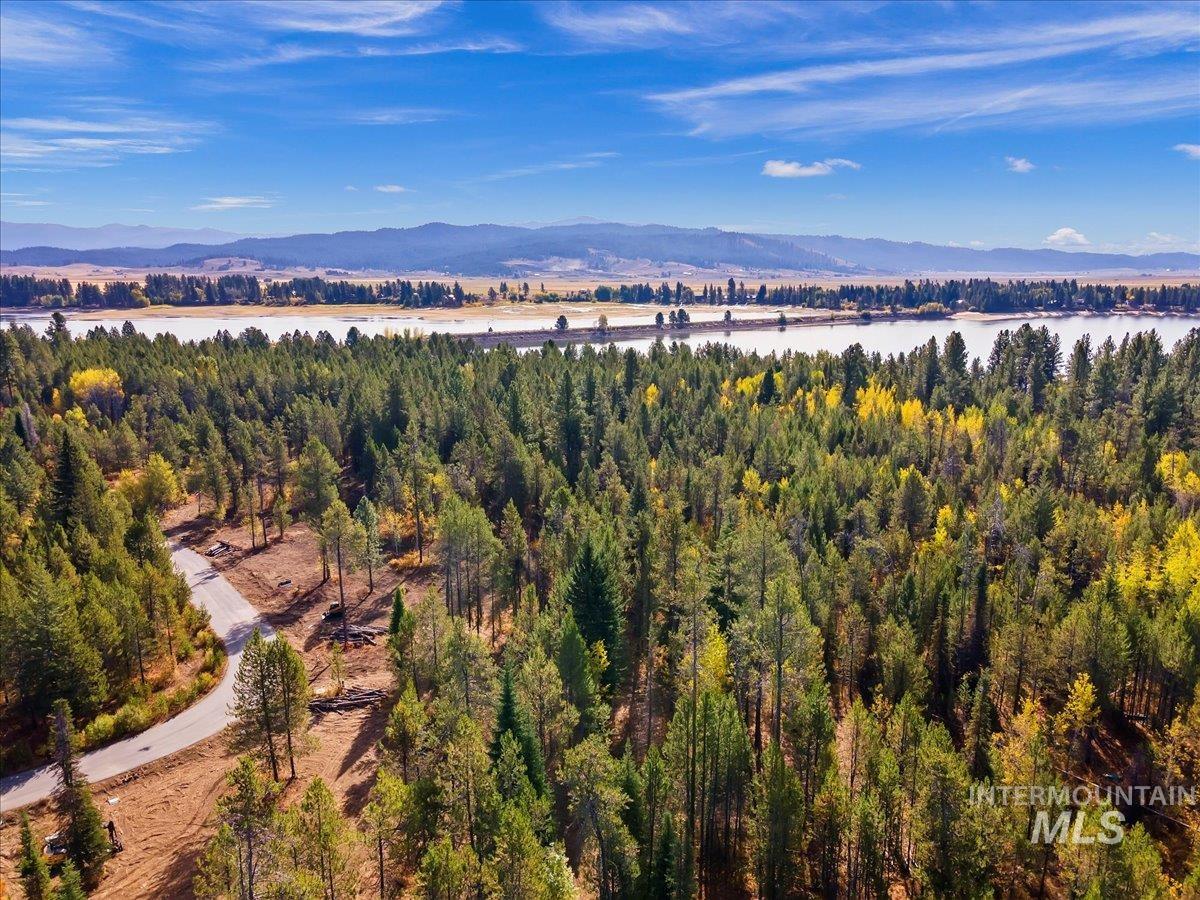 140 Jacks Loop Property Photo 18