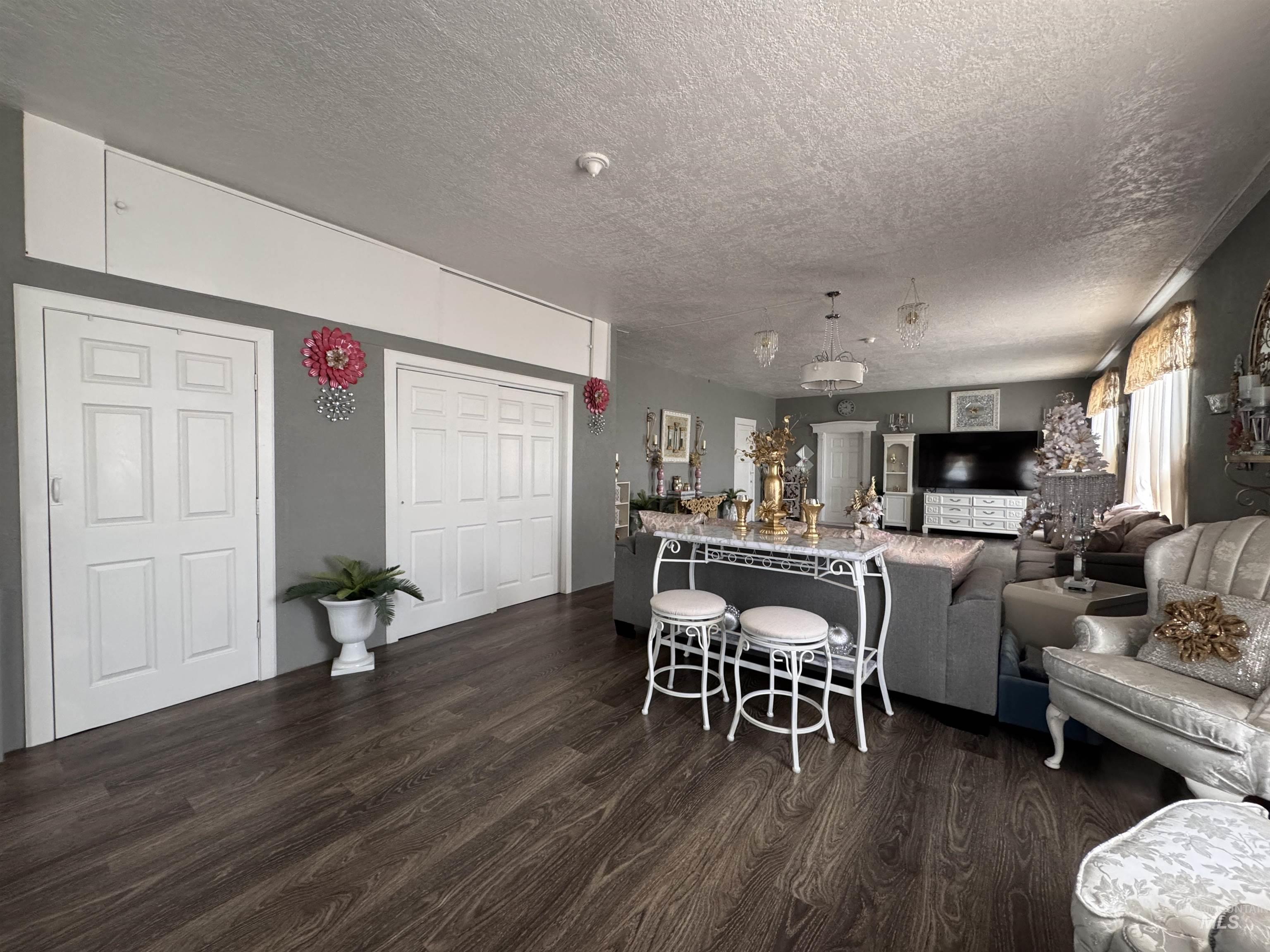 1221 Overland Avenue Property Photo 16