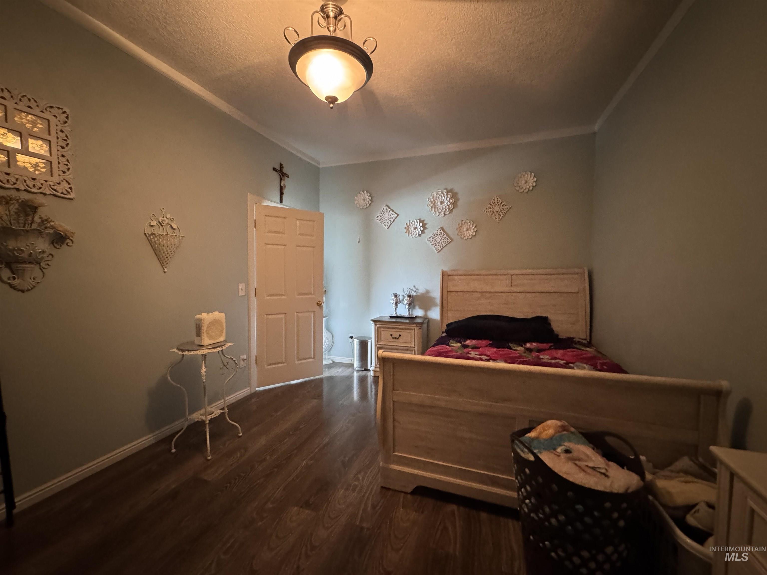 1221 Overland Avenue Property Photo 35
