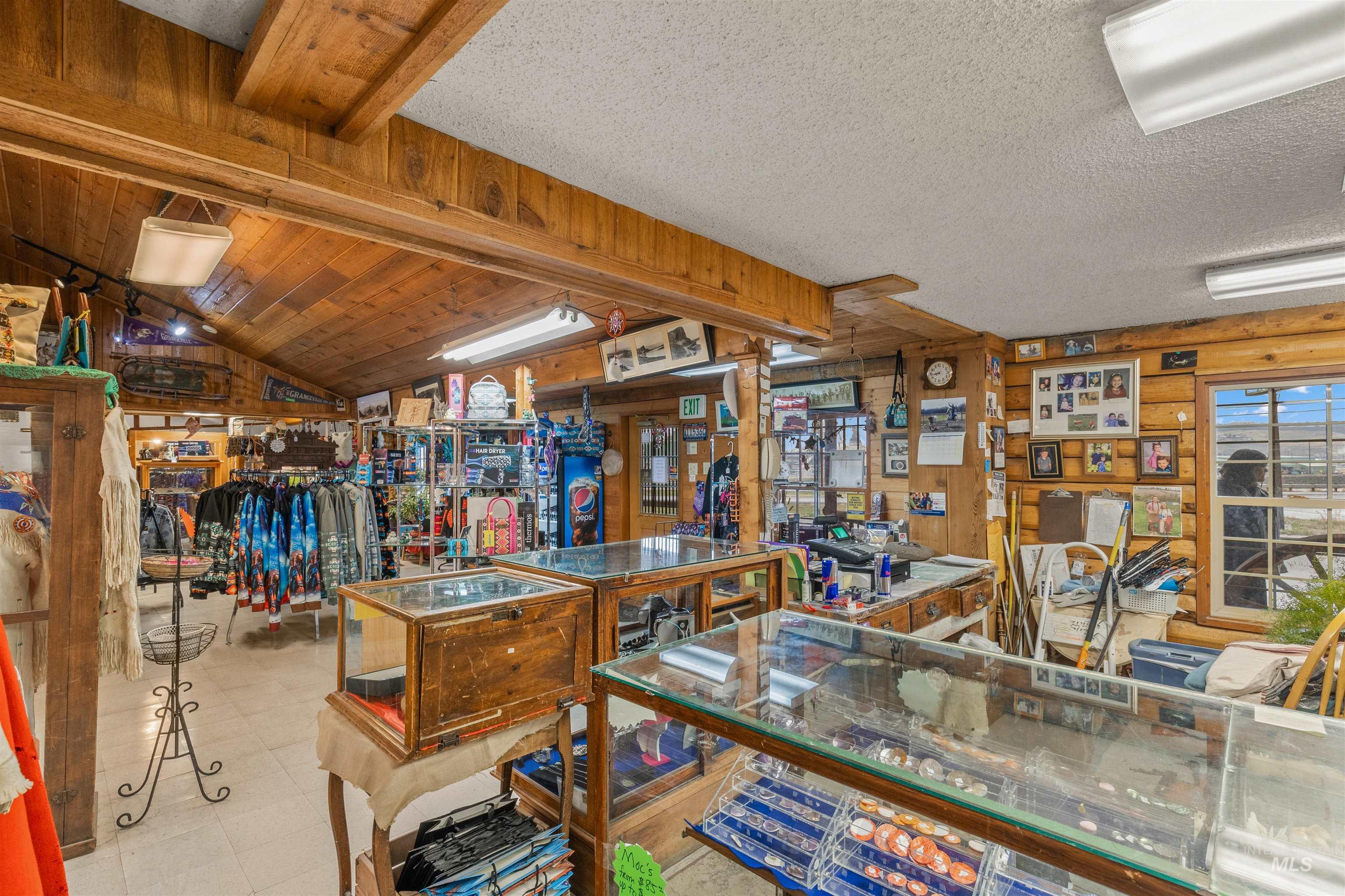 1105 N 36th Street Property Photo 14