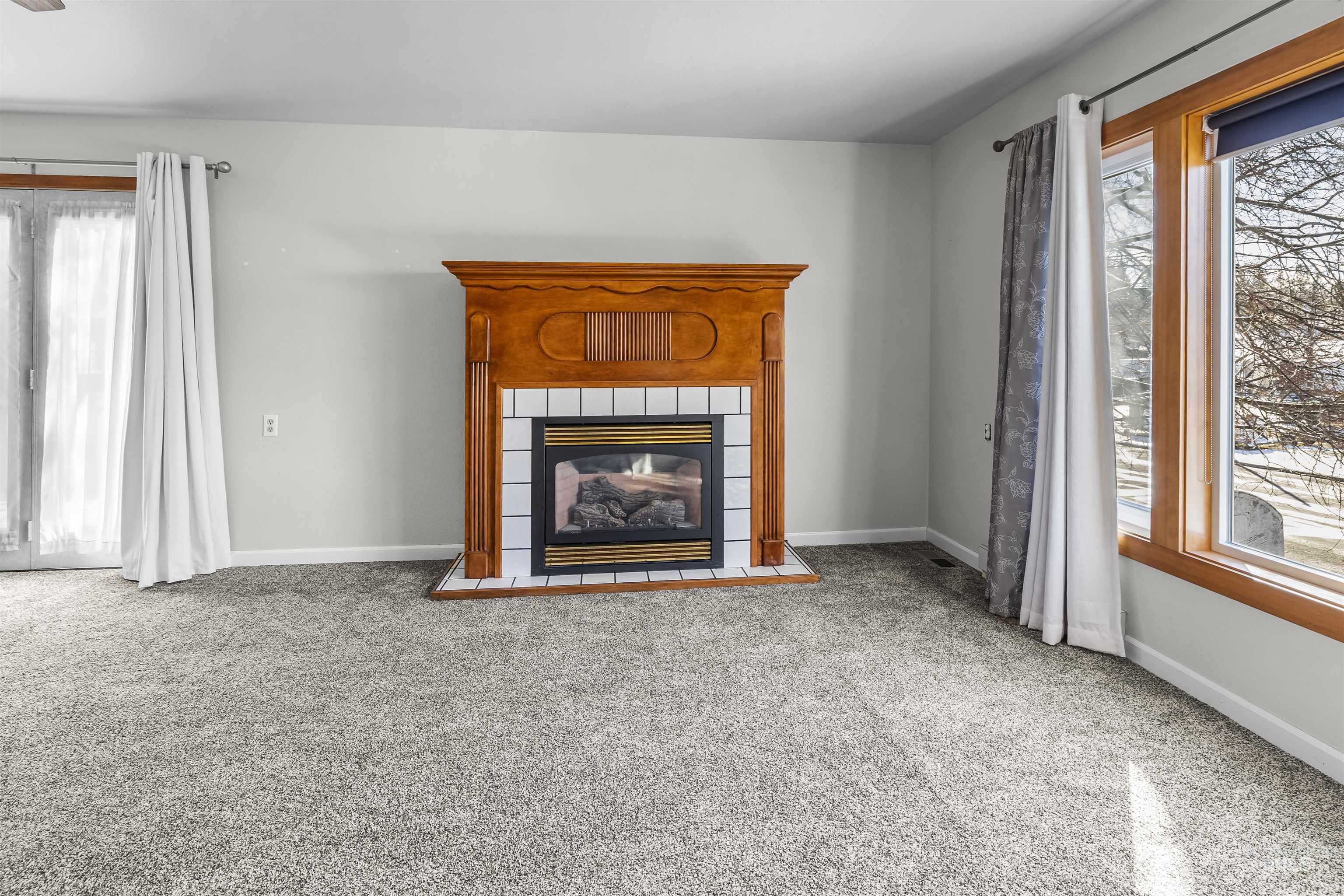 410 Junction Property Photo 11