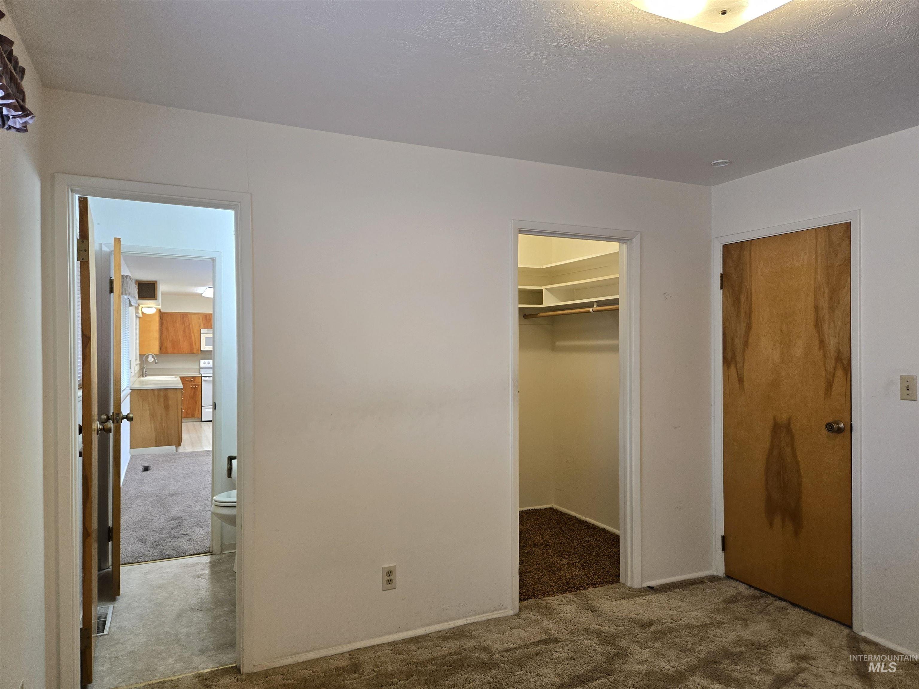 1203 Sears Dr. Property Photo 8