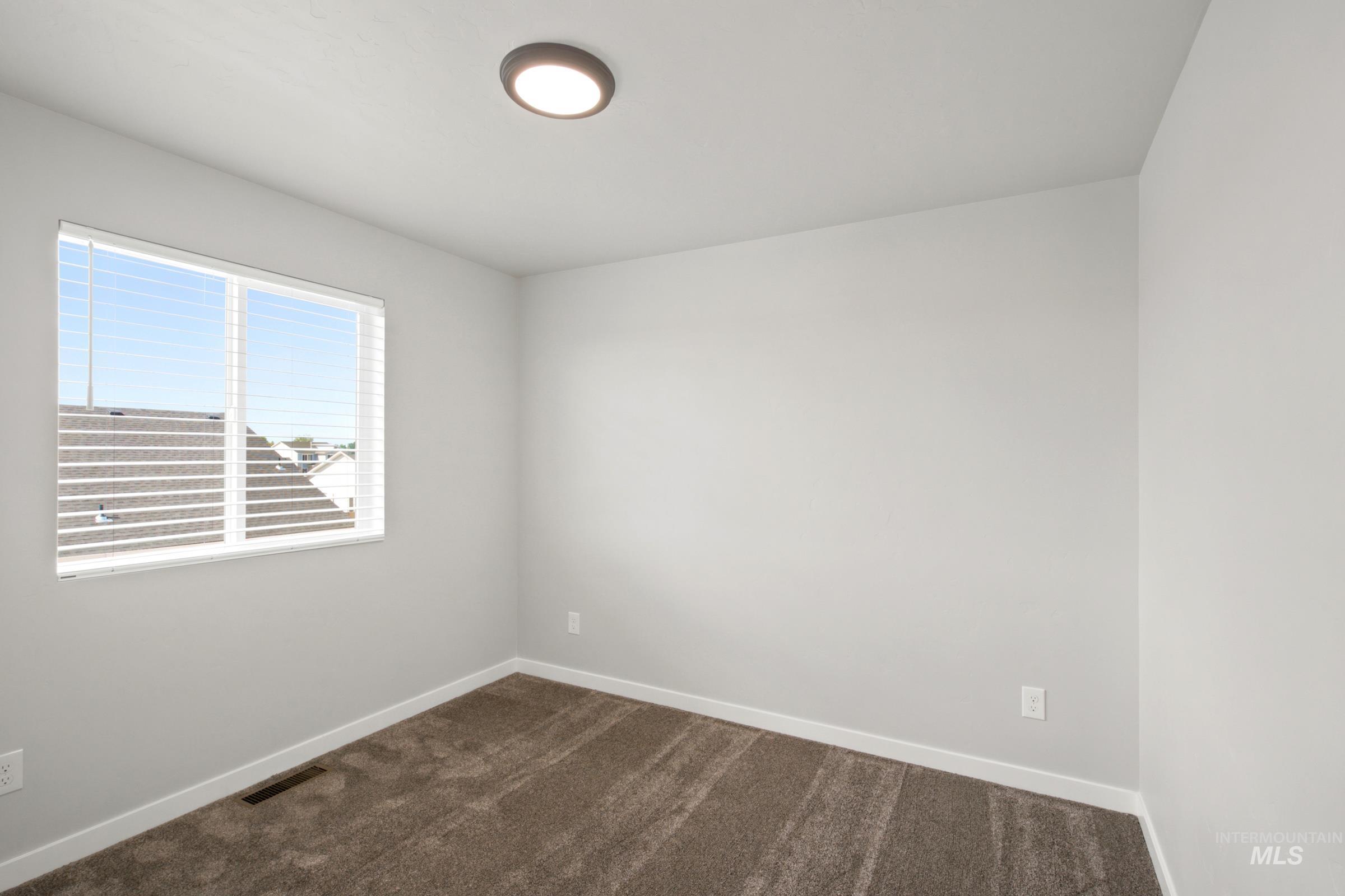 1101 Grass Pond Ave Property Photo 32