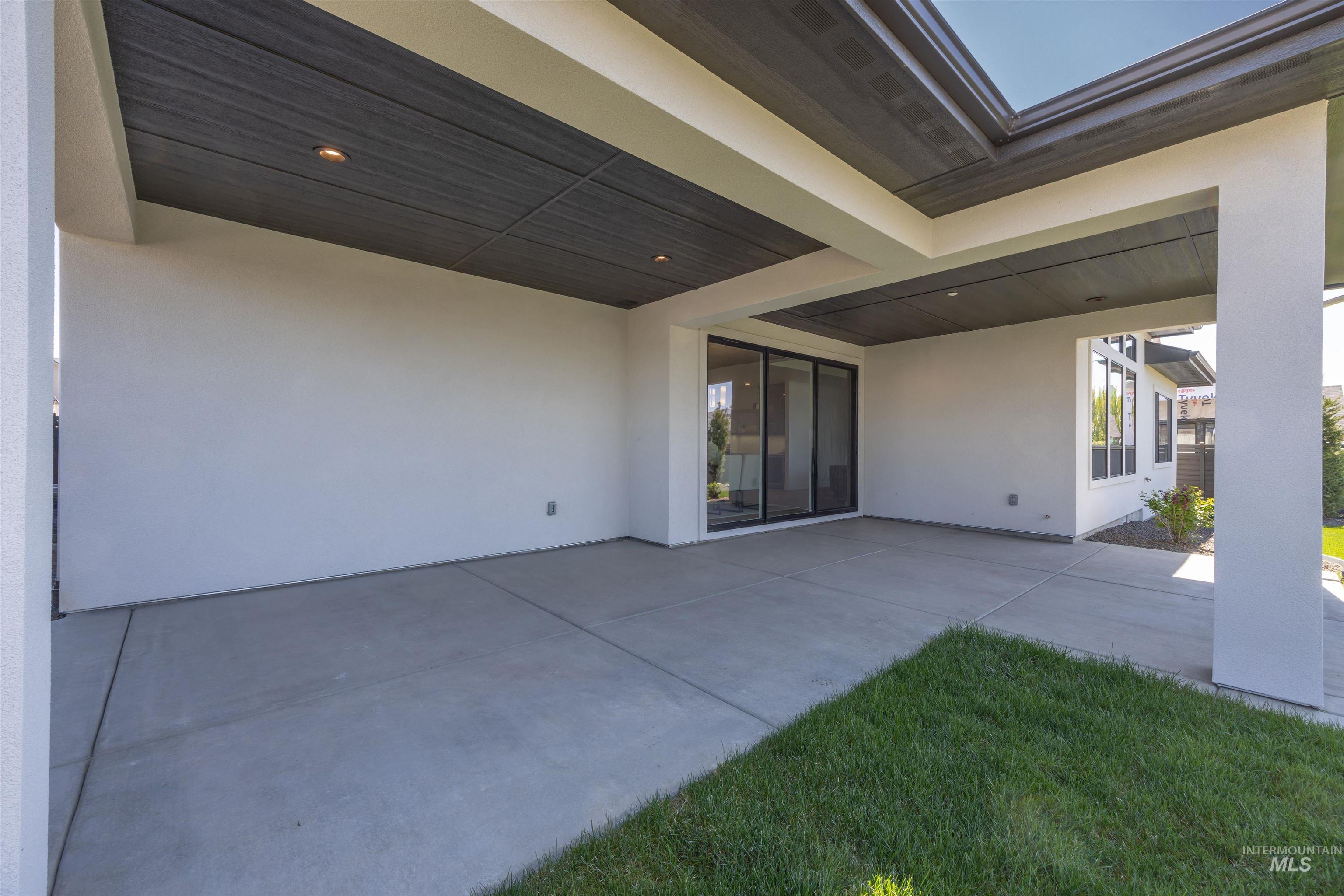 2187 N Palaestra Ave Property Photo 35