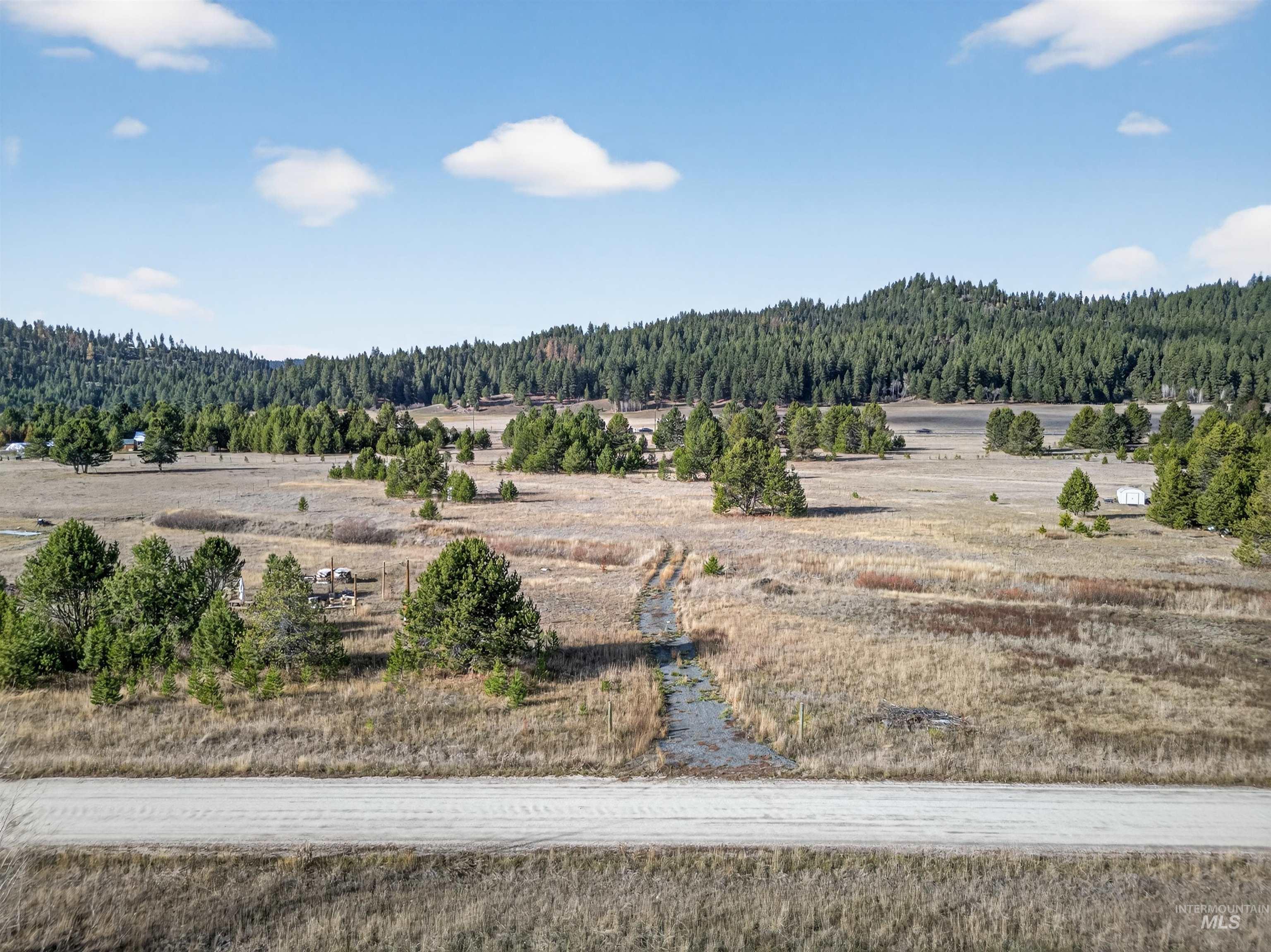 10201 Packsaddle Rd Property Photo 1