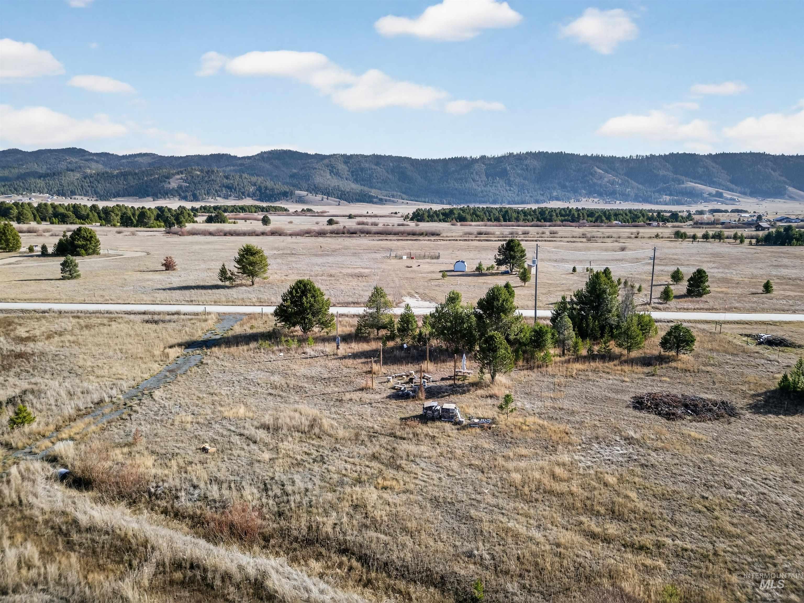 10201 Packsaddle Rd Property Photo 4