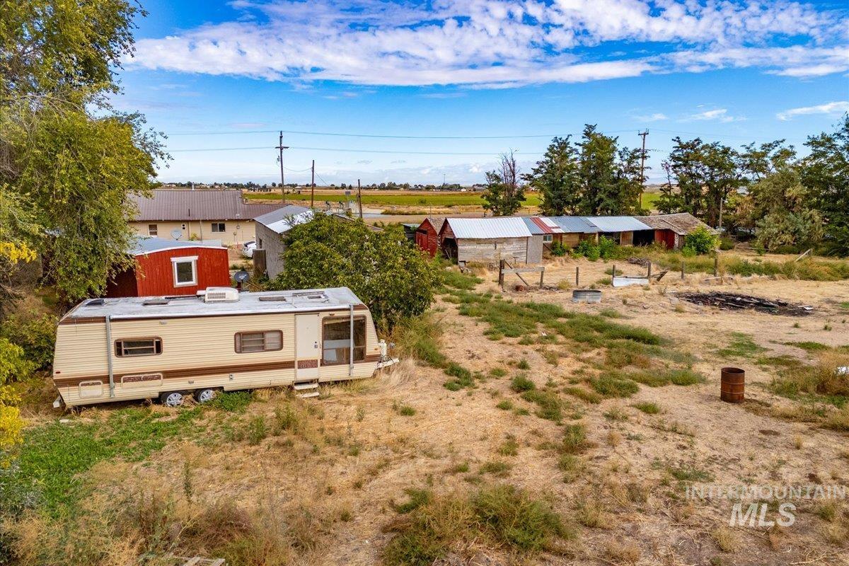 19241 Homedale Rd Property Photo 15