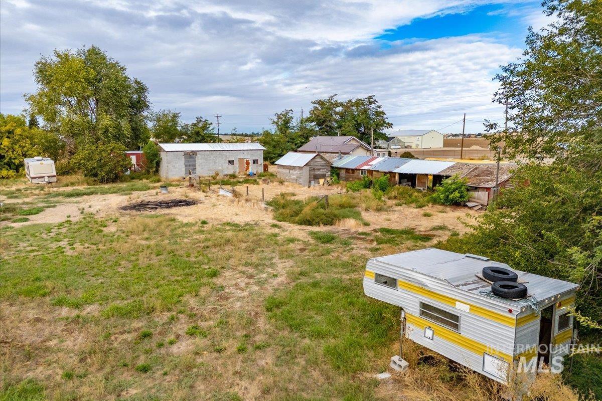 19241 Homedale Rd Property Photo 17