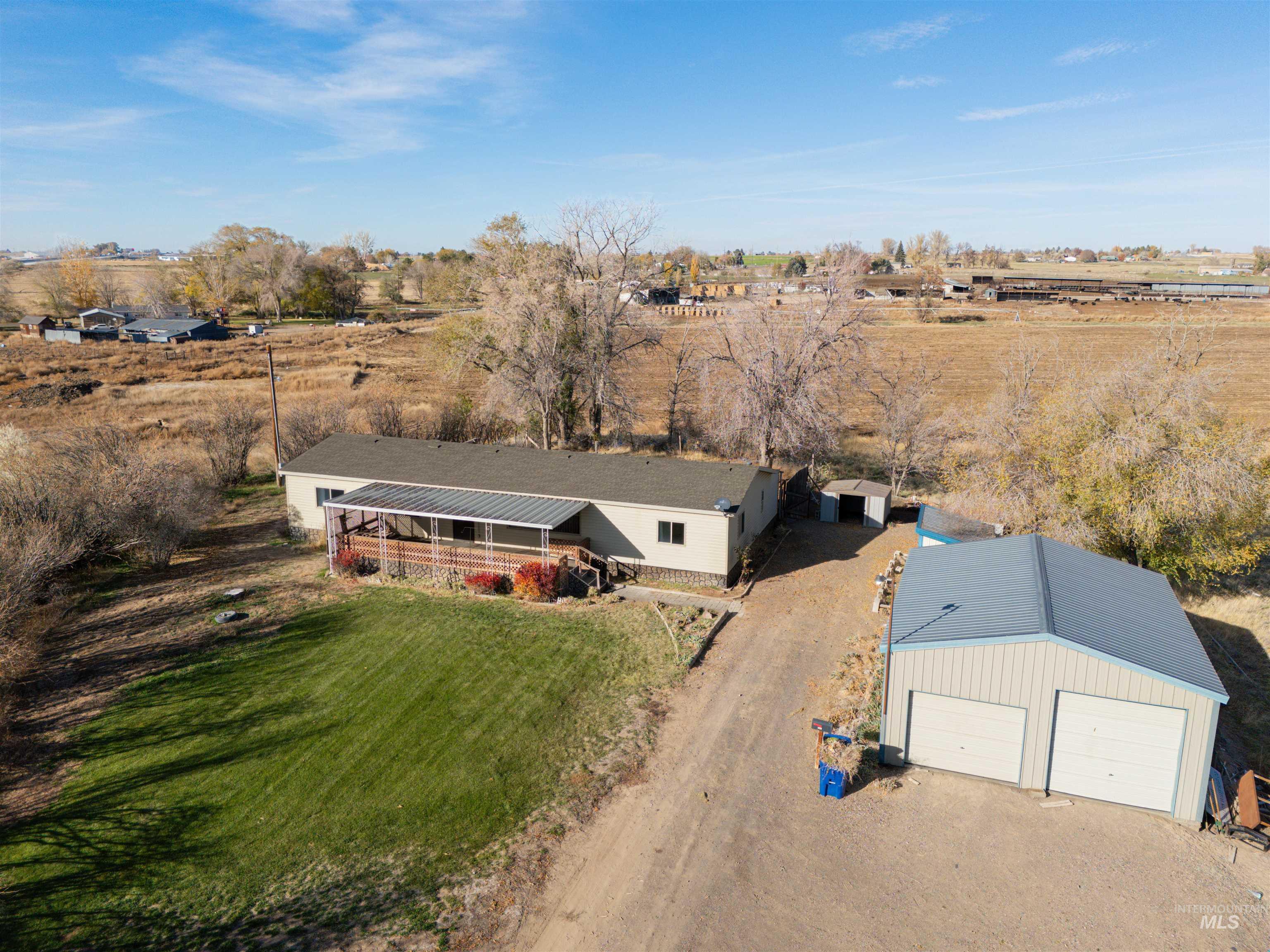 216 E 450 S Property Photo 1