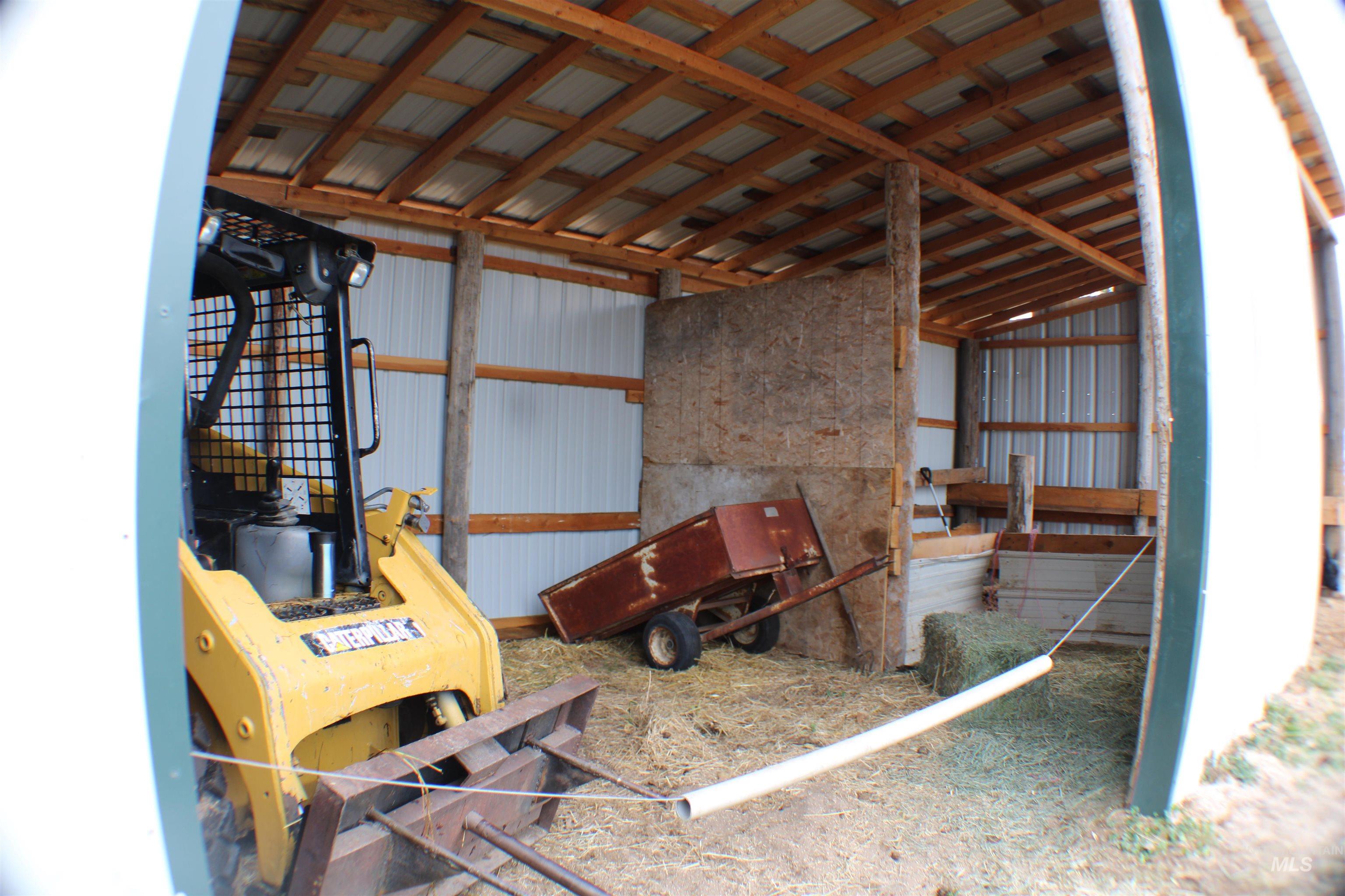 200 E Prairie Road Property Photo 8